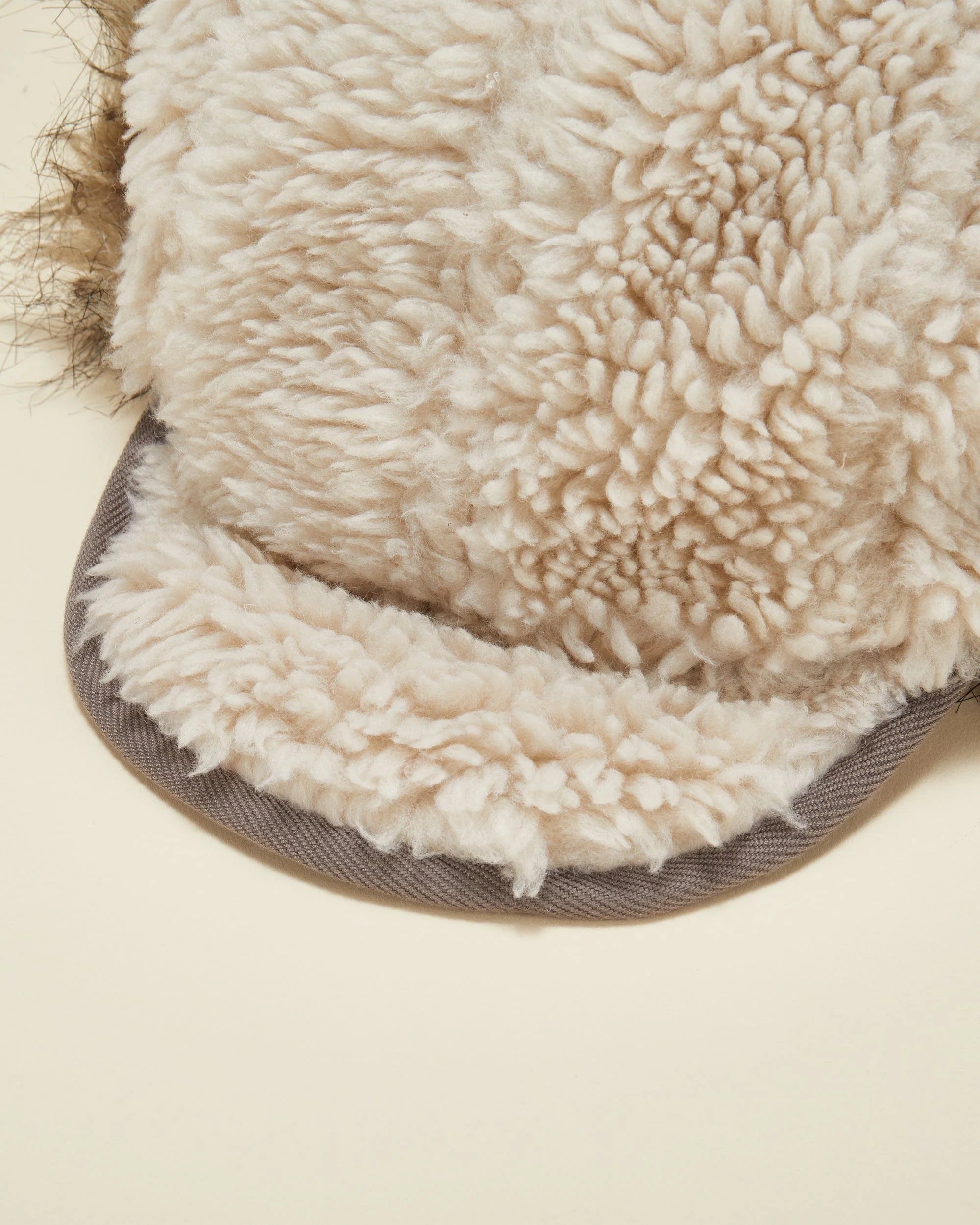OPICLOTH The Fuzzy Trapper Hat