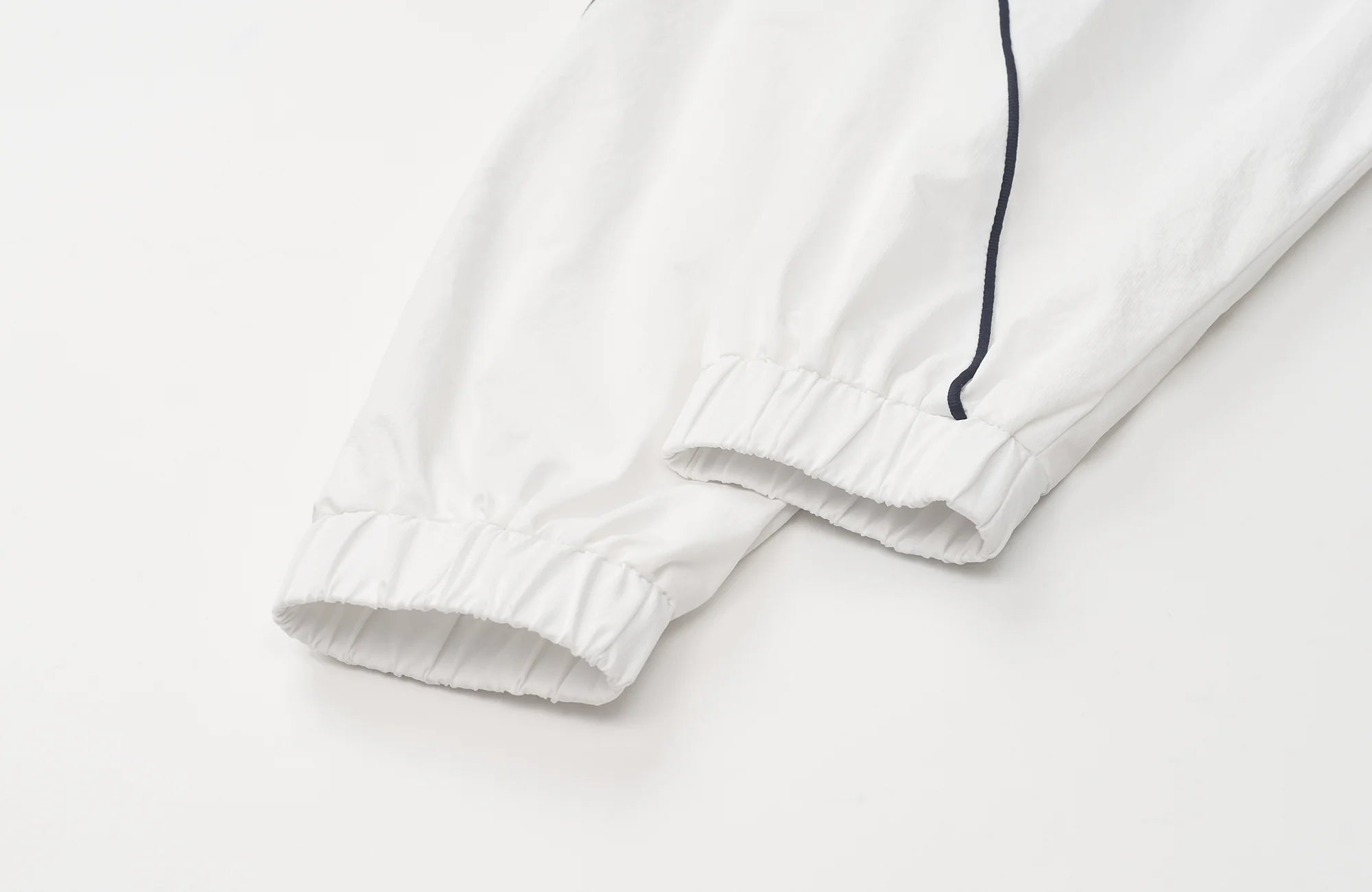 ROARINGWILD A ARCH Embroidered Graphic Raglan Jacket