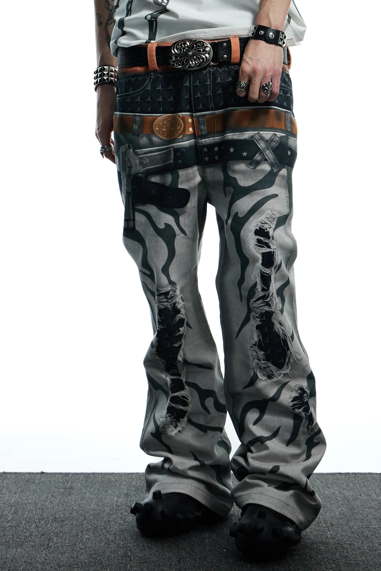 DND4DES Distressed Print Double-Waist Flare Jeans White