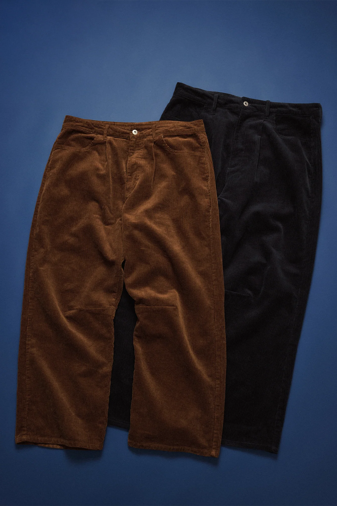 BANANA CLUB Corduroy Pleated Wide-Leg Trousers
