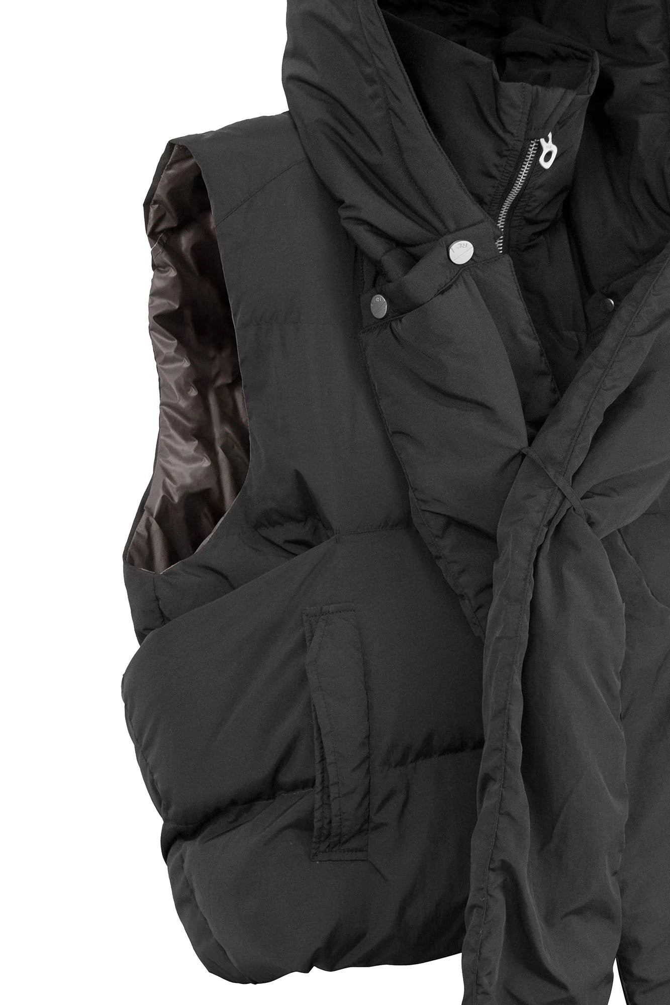RELABEL Reversible Detachable Hooded Insulated Vest