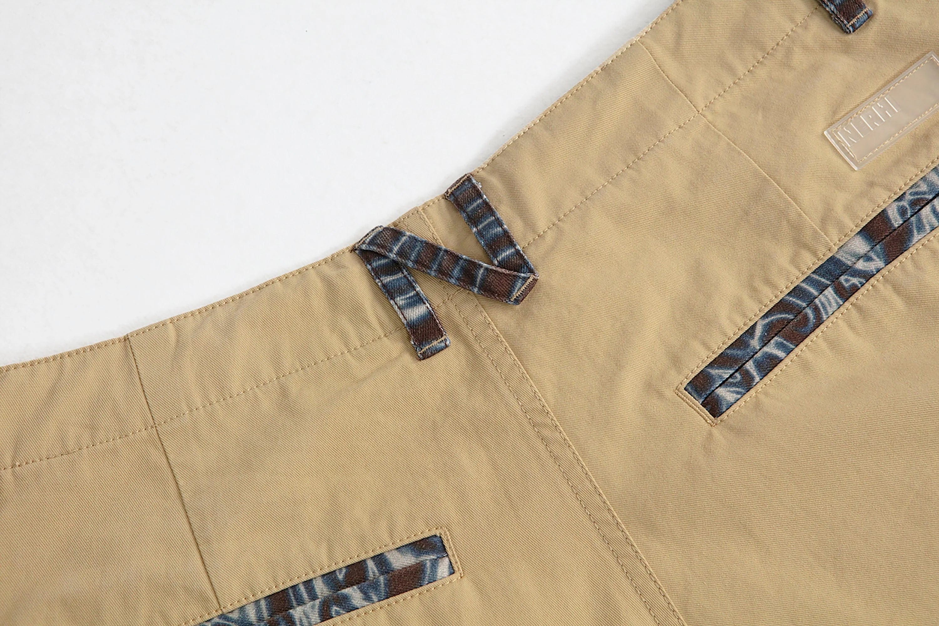NERHI Essential Pleated Pants