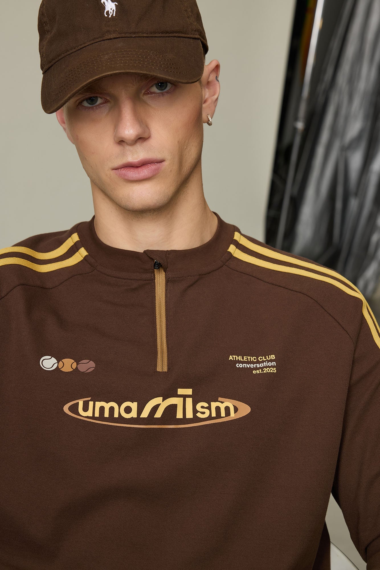 UMAMIISM Side Stripe Mesh-Panel Quick-Dry Long-Sleeve Tee