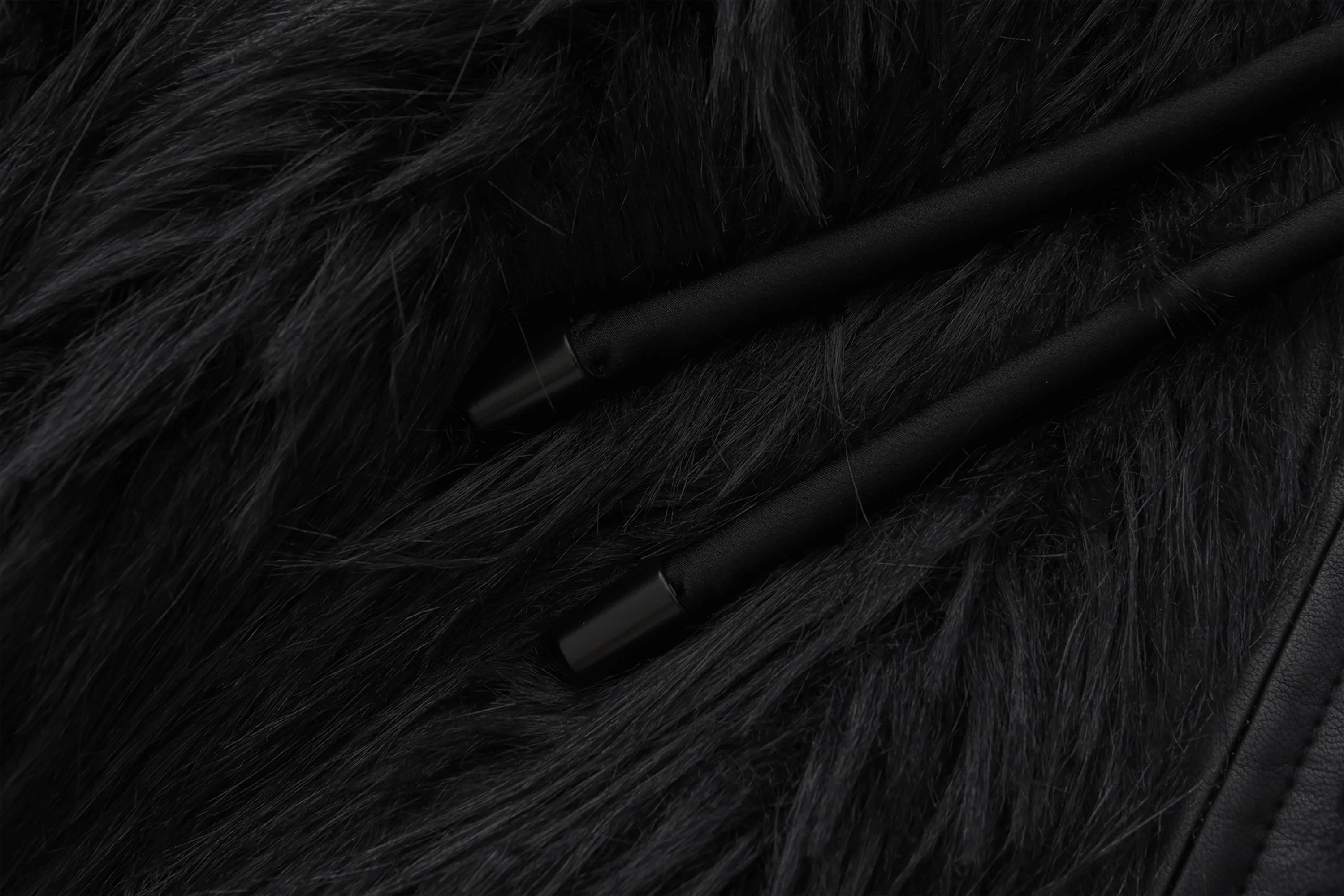 VANN VALRENCE Shaggy Layer Faux Fur Jacket