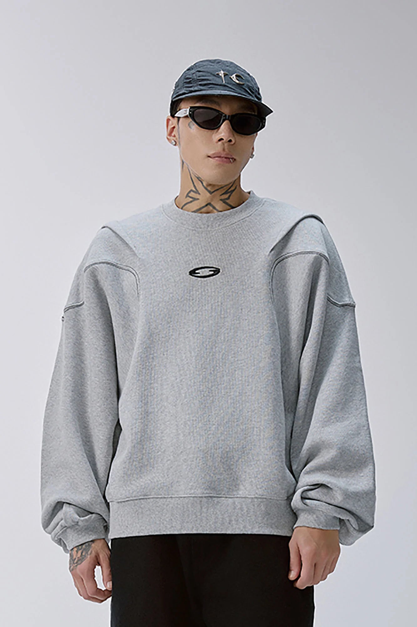 F2CE Pleated Panel Logo Embroidery Sweatshirt