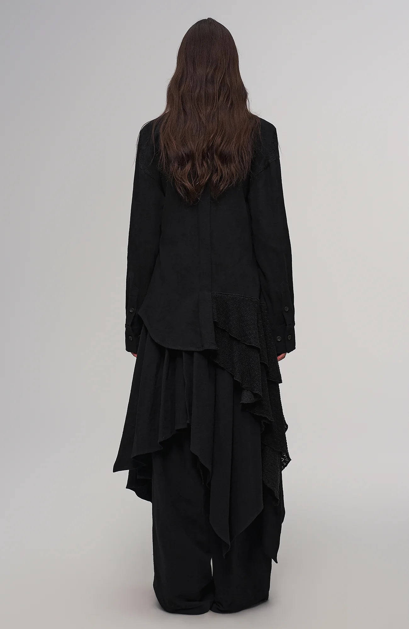 ILNya Nieternite Nifutur Asymmetric Drape Panel Ramie-Blend Shirt