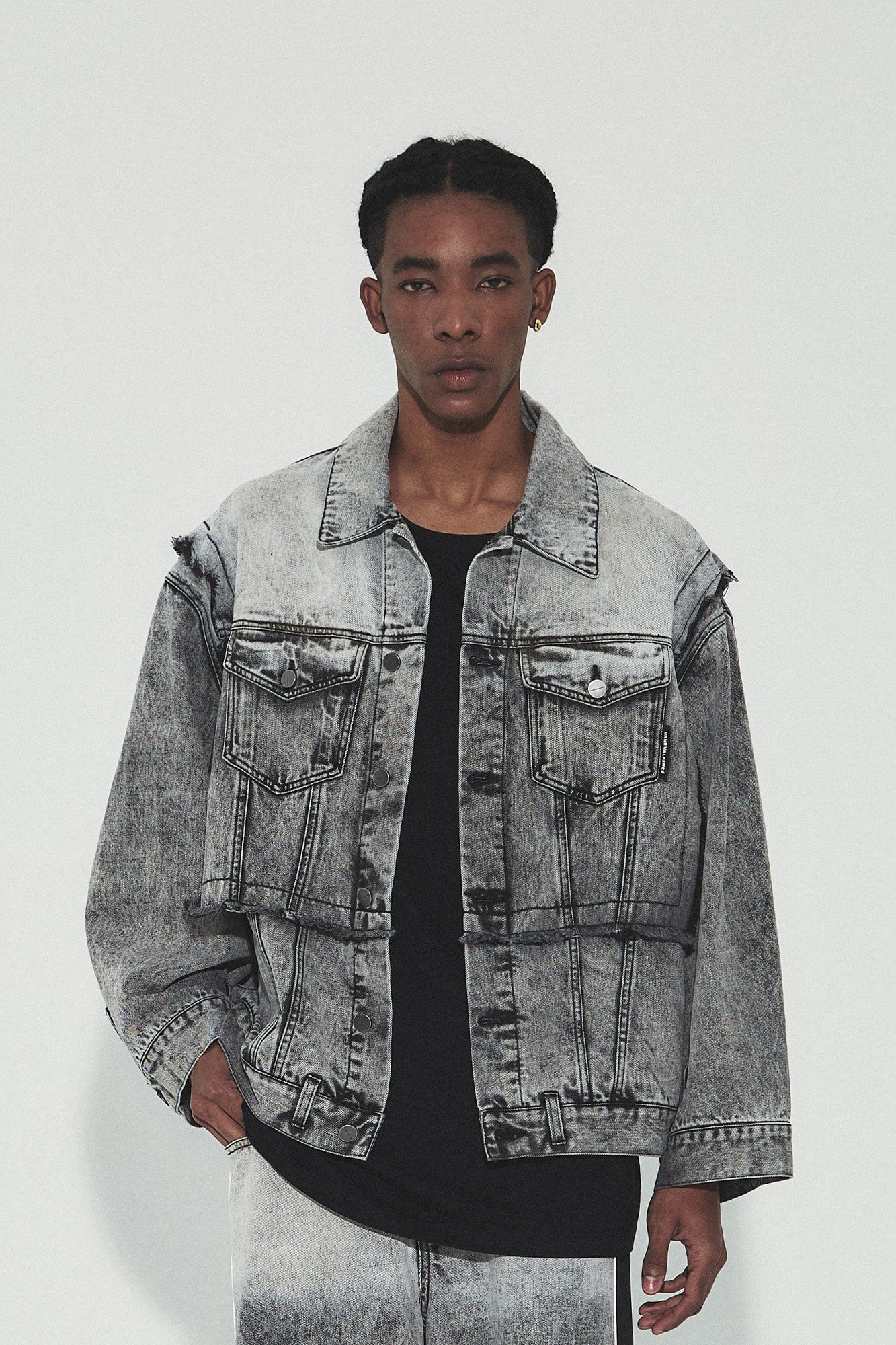 VANN VALRENCE Structural Panel Acid-Washed Oversized Denim Jacket