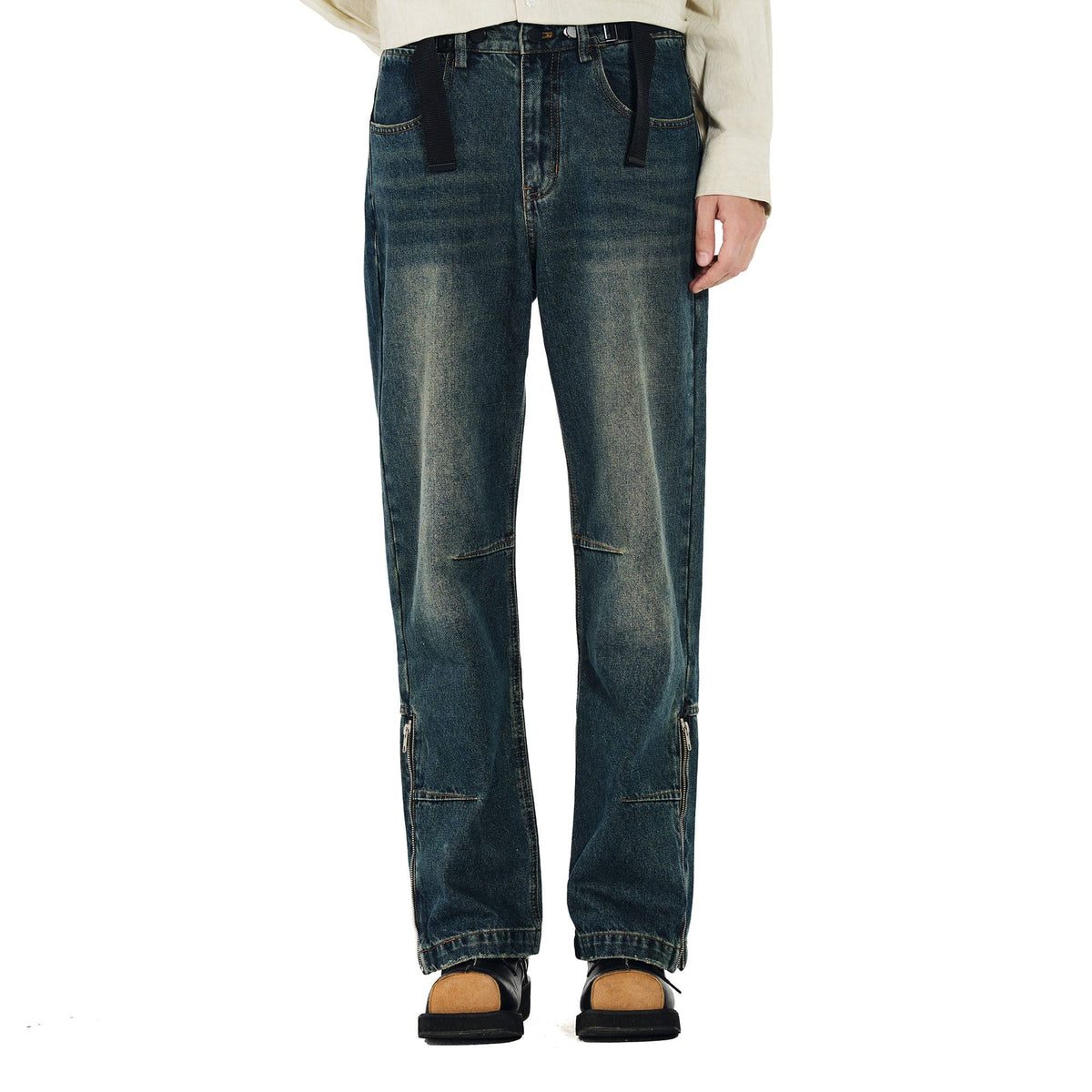 OVERLAPS Washed Knee-Seam Zippered Hem Jeans