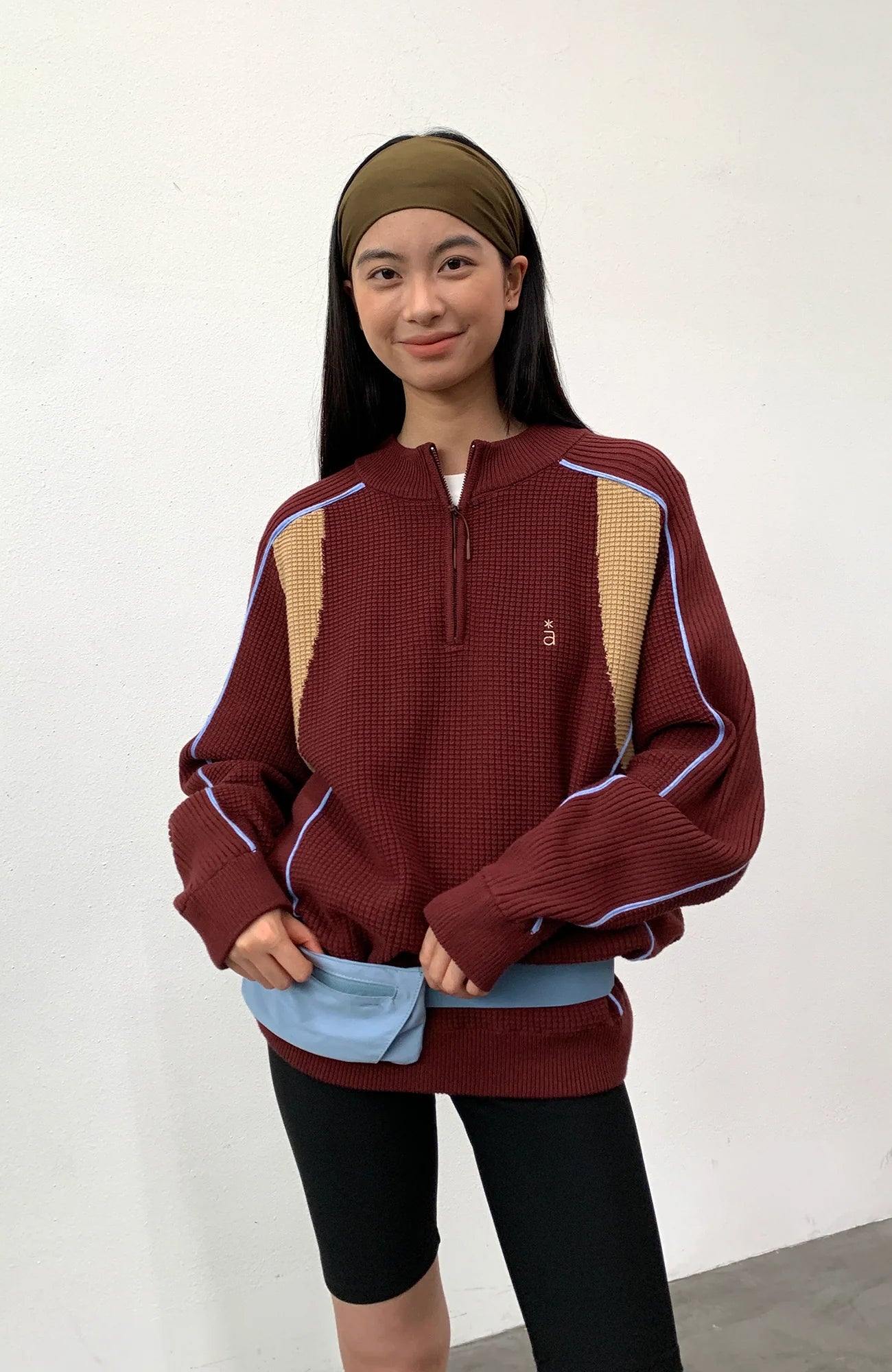 ROARINGWILD A ARCH Contrast Panel Raglan Half-Zip Sweater