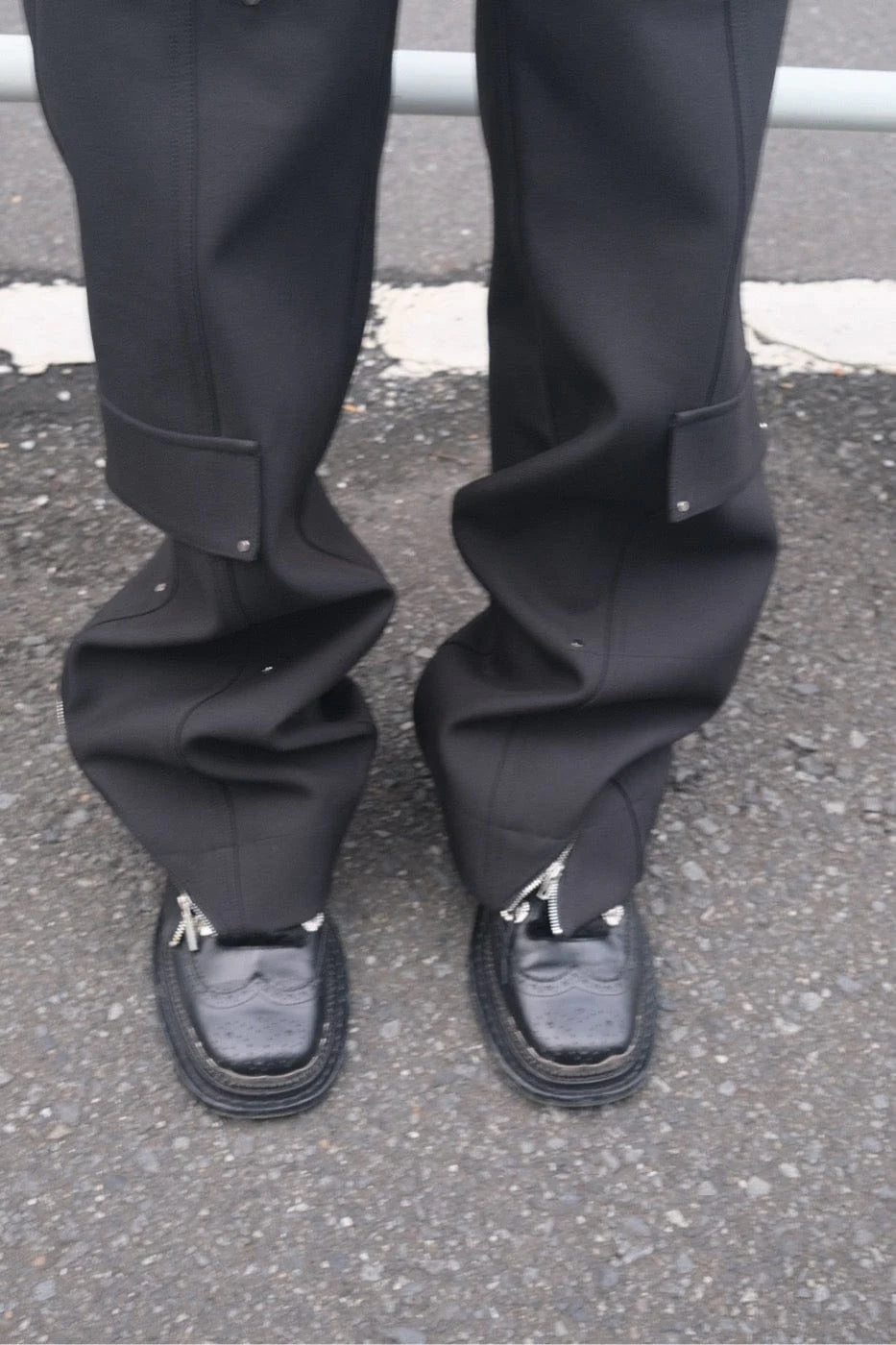 SOURPLUM Side Zippers Rivet Modern Cargo