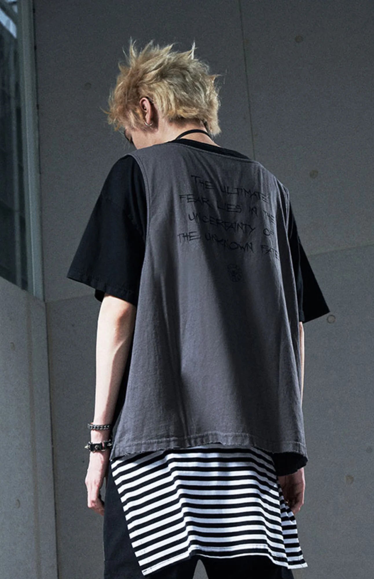 VENTUREK Washed Horror Graphic Layered Multi-Zip Tee
