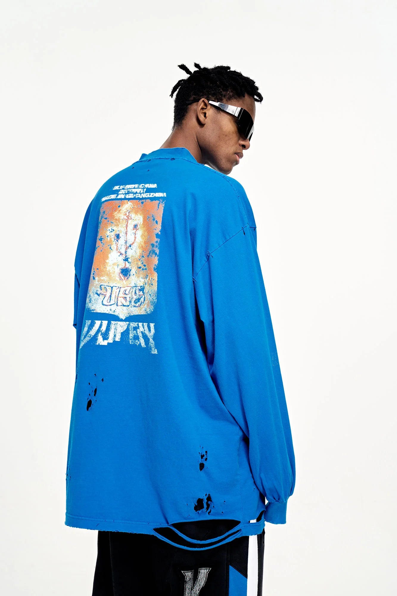 ULIPERY Distressed USB Graphic Long Sleeve Tee Blue