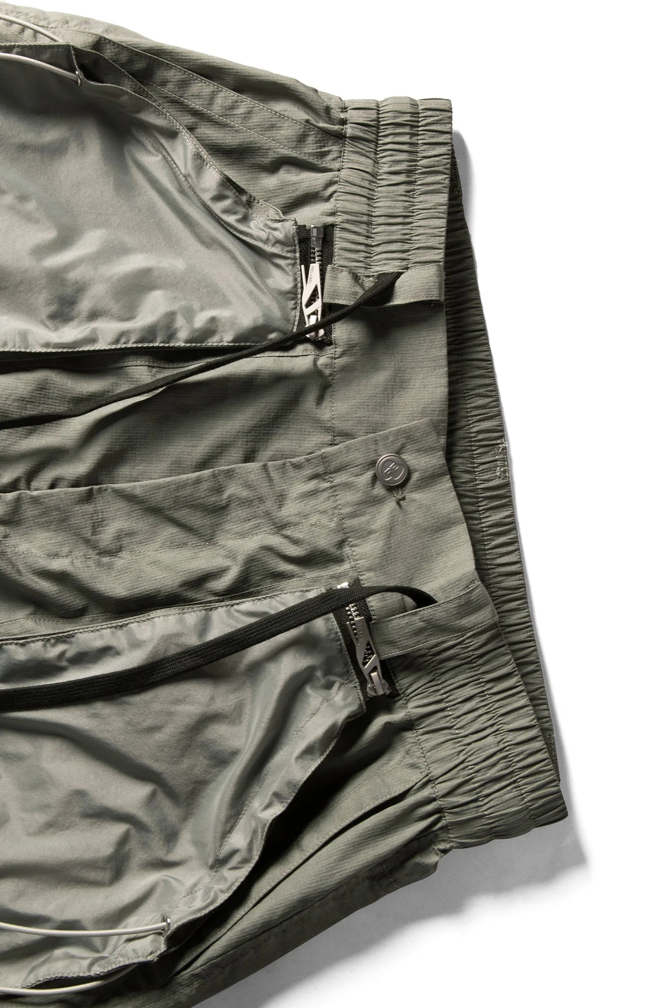 RELABEL Multi-Pocket Panel Crinkled Cargo Pants Gray