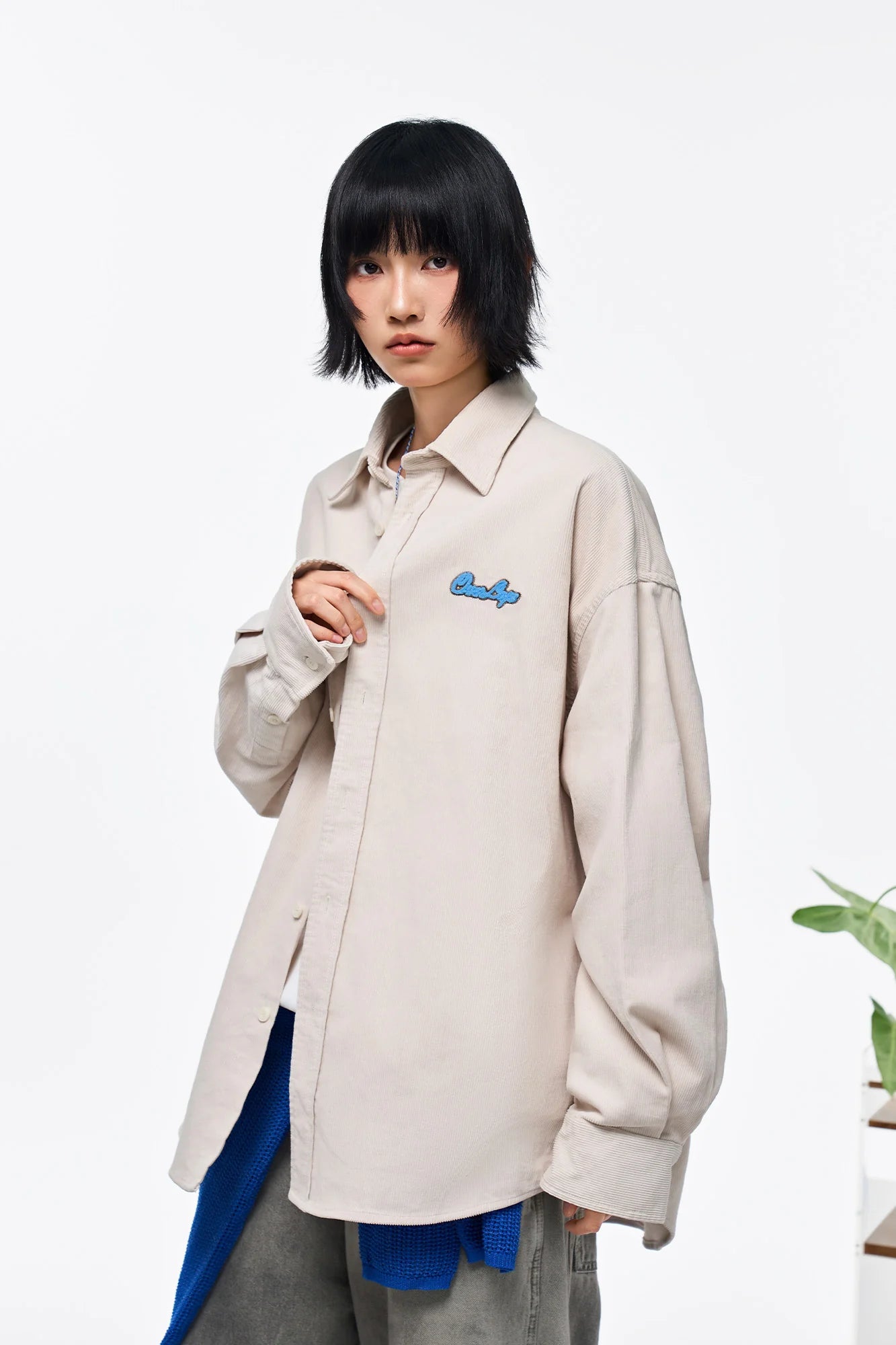 OVERLAPS Essential Embroidered Oversized Shirt