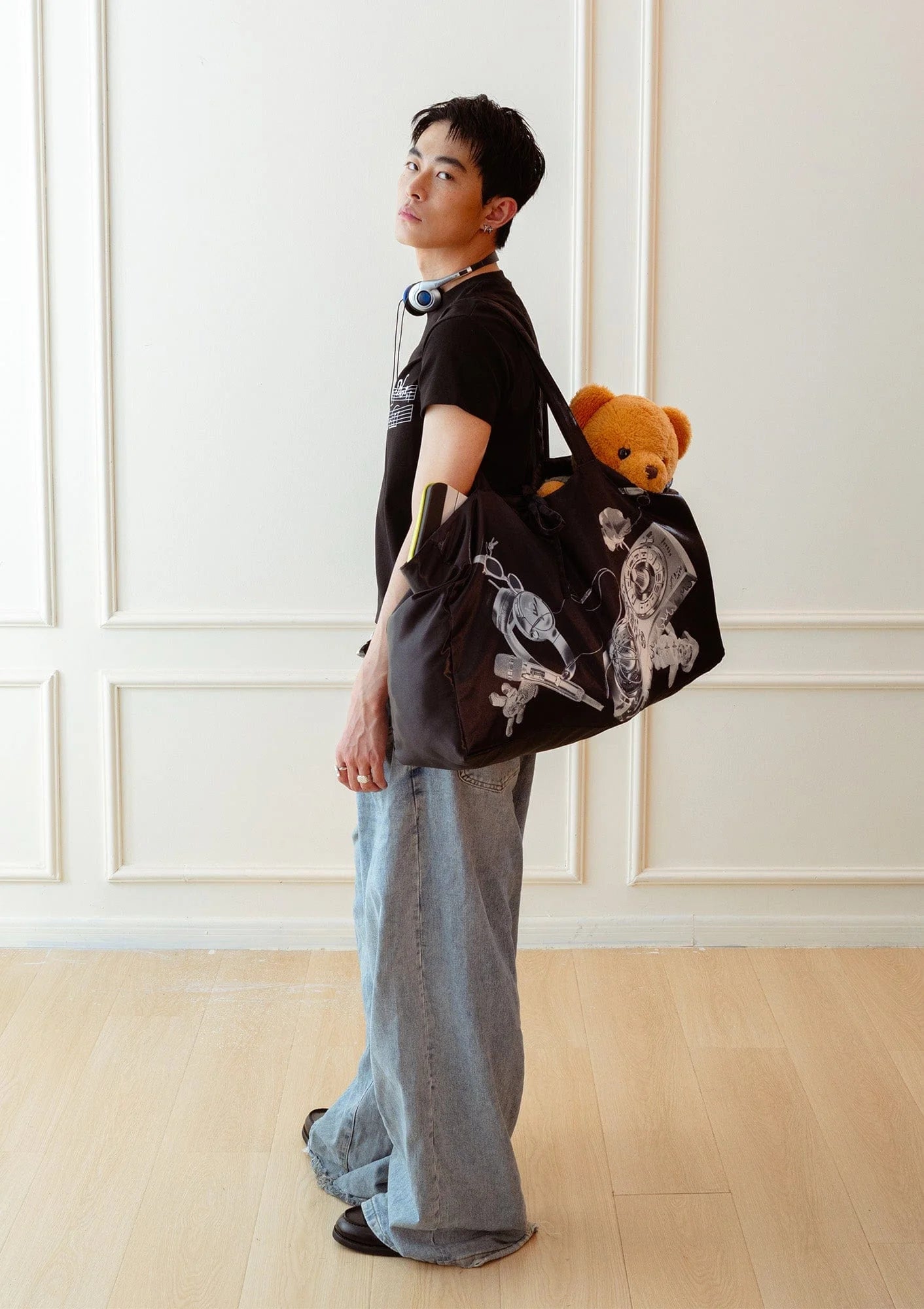 KADAKADA x AXIS Dual-Persona Graphic Reversible Tote Bag