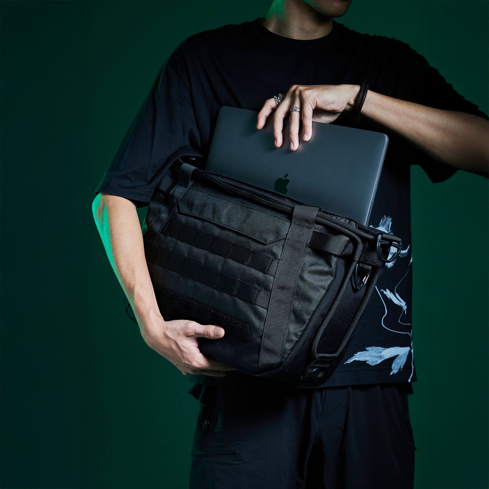 OVERCLOCK ROAM Modular Tactical Tote Bag