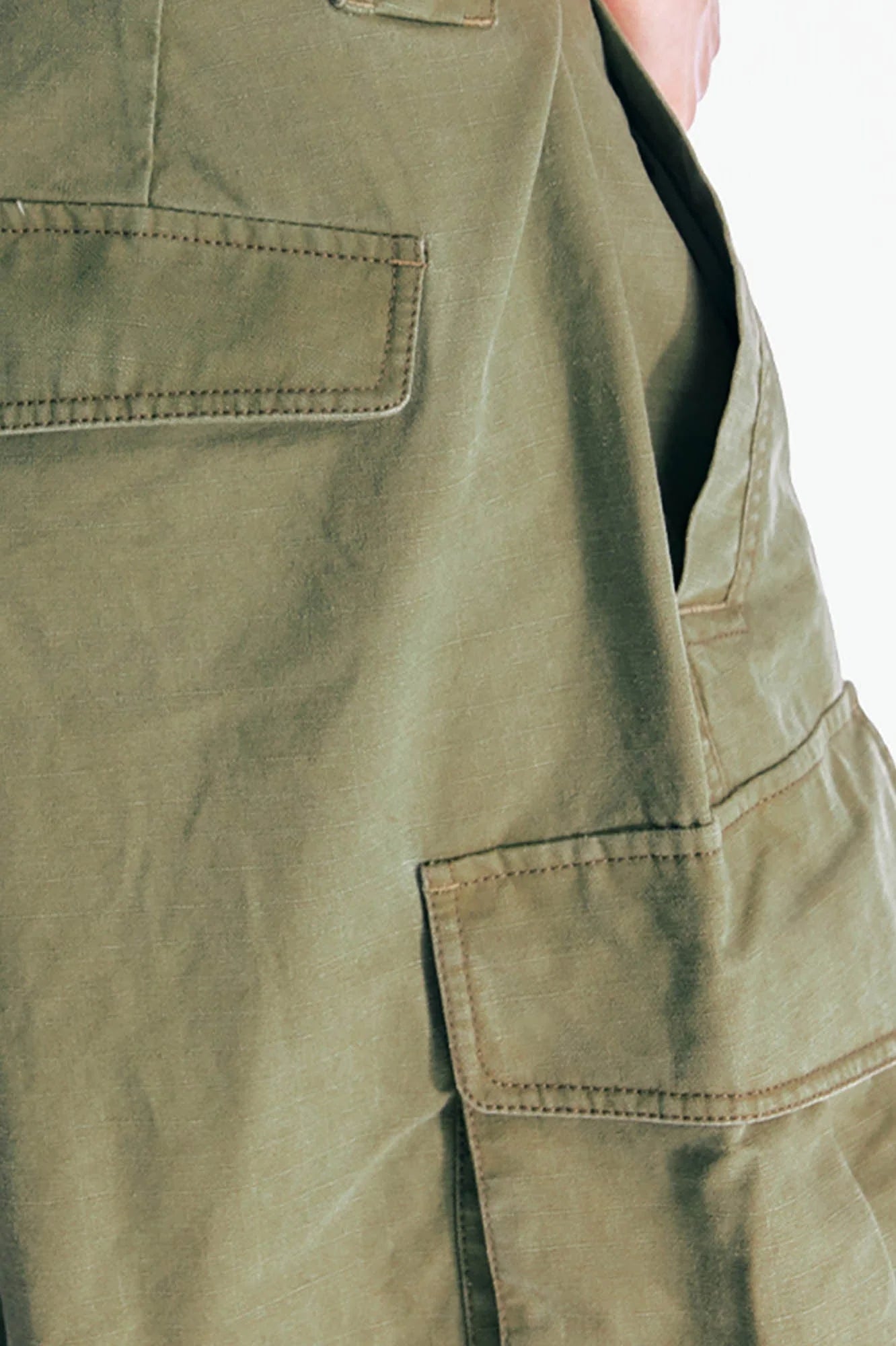 1997 POSTOFFICE Flare Hem Cargo Shorts