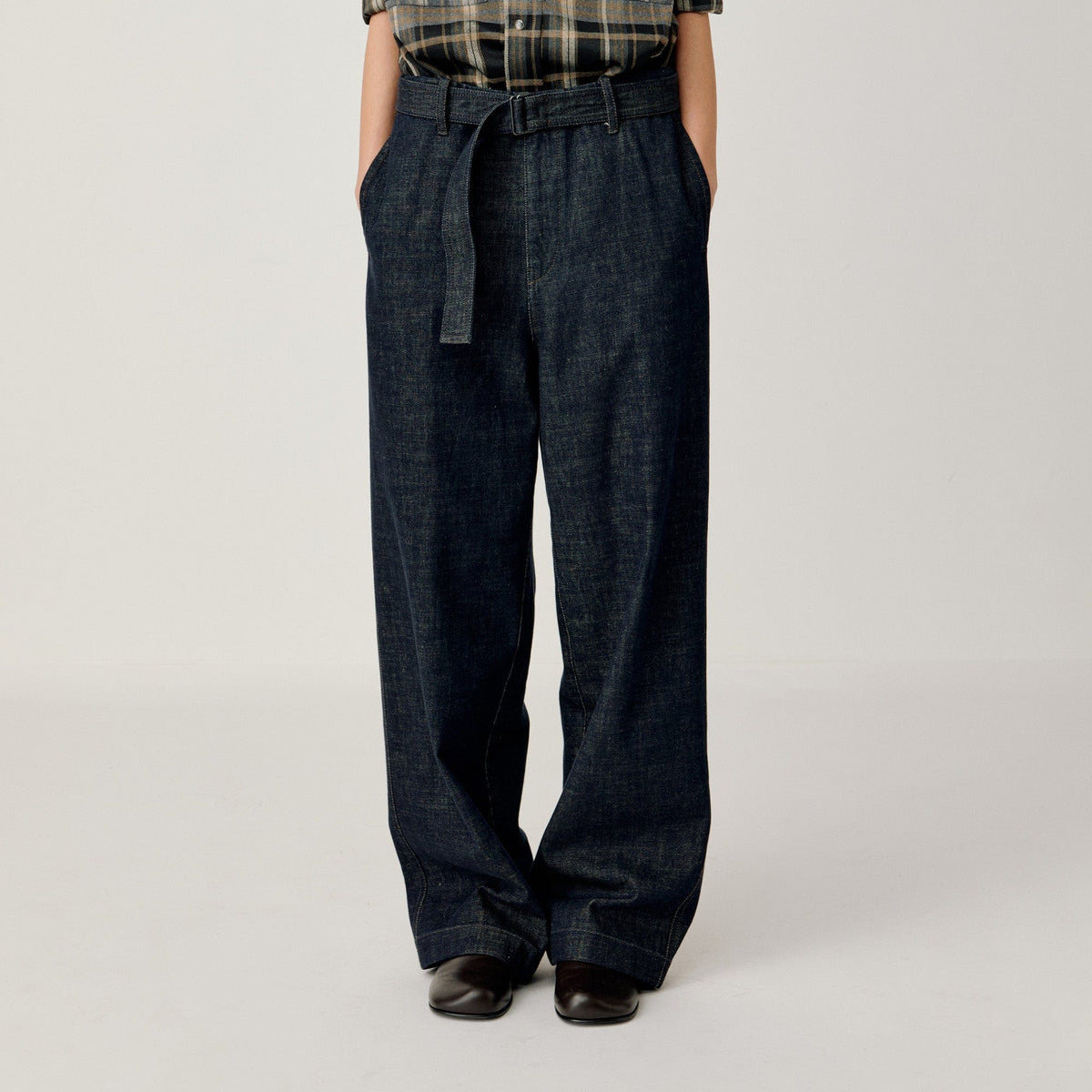 OPICLOTH Essential Washed Belted Wide-Leg Jeans