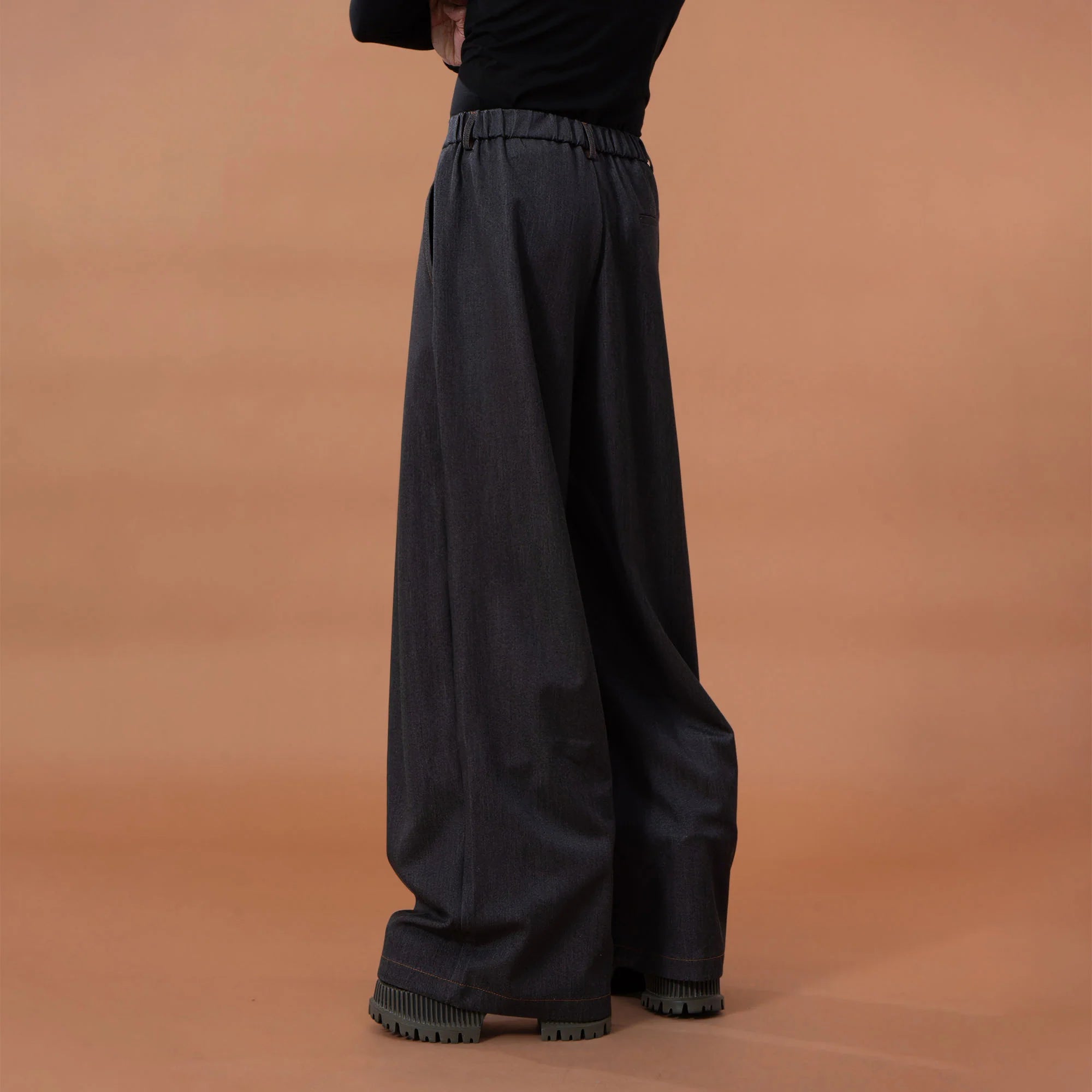 CLP Stitched Pleated Denim Pants