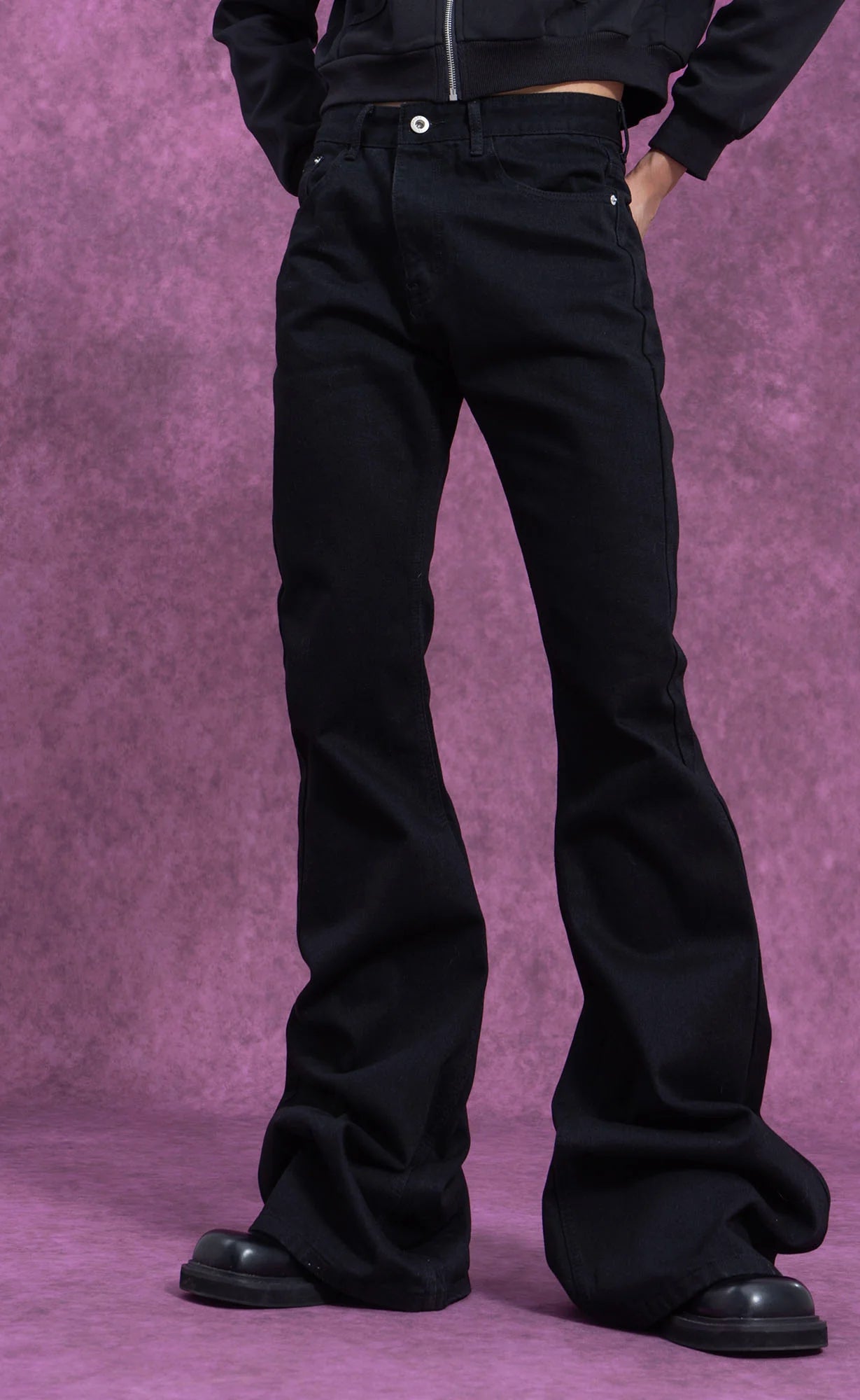 CLP Essential Slim Flared Jeans