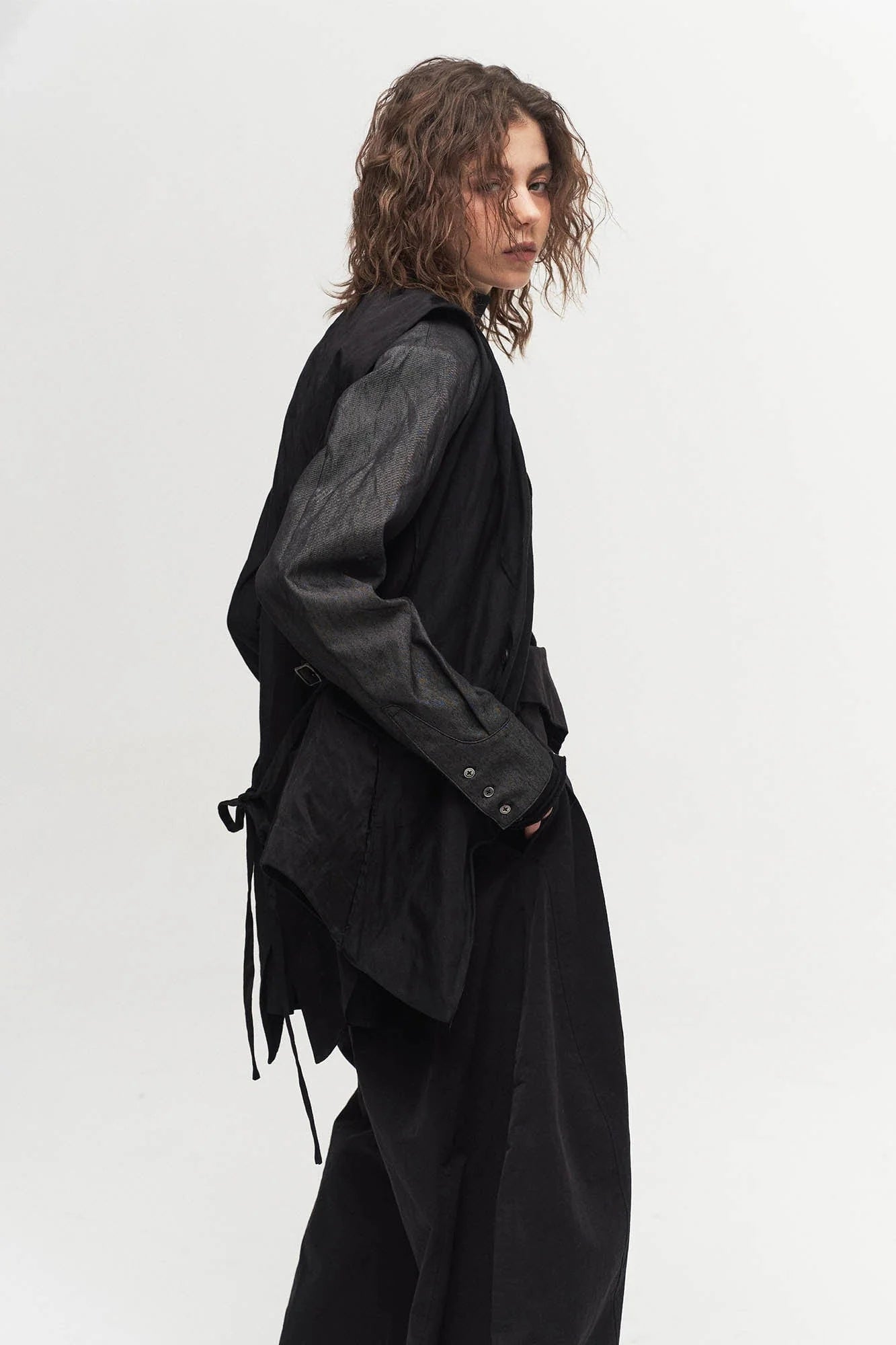 ILNya Nieternite Nifutur Asymmetrical Shawl Collar Belted Crinkled Vest