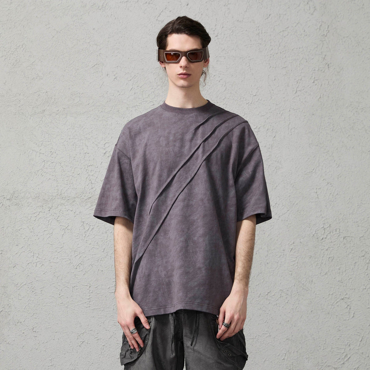 ORGANIC EMOTION Scratch Spliced Washed T-Shirt