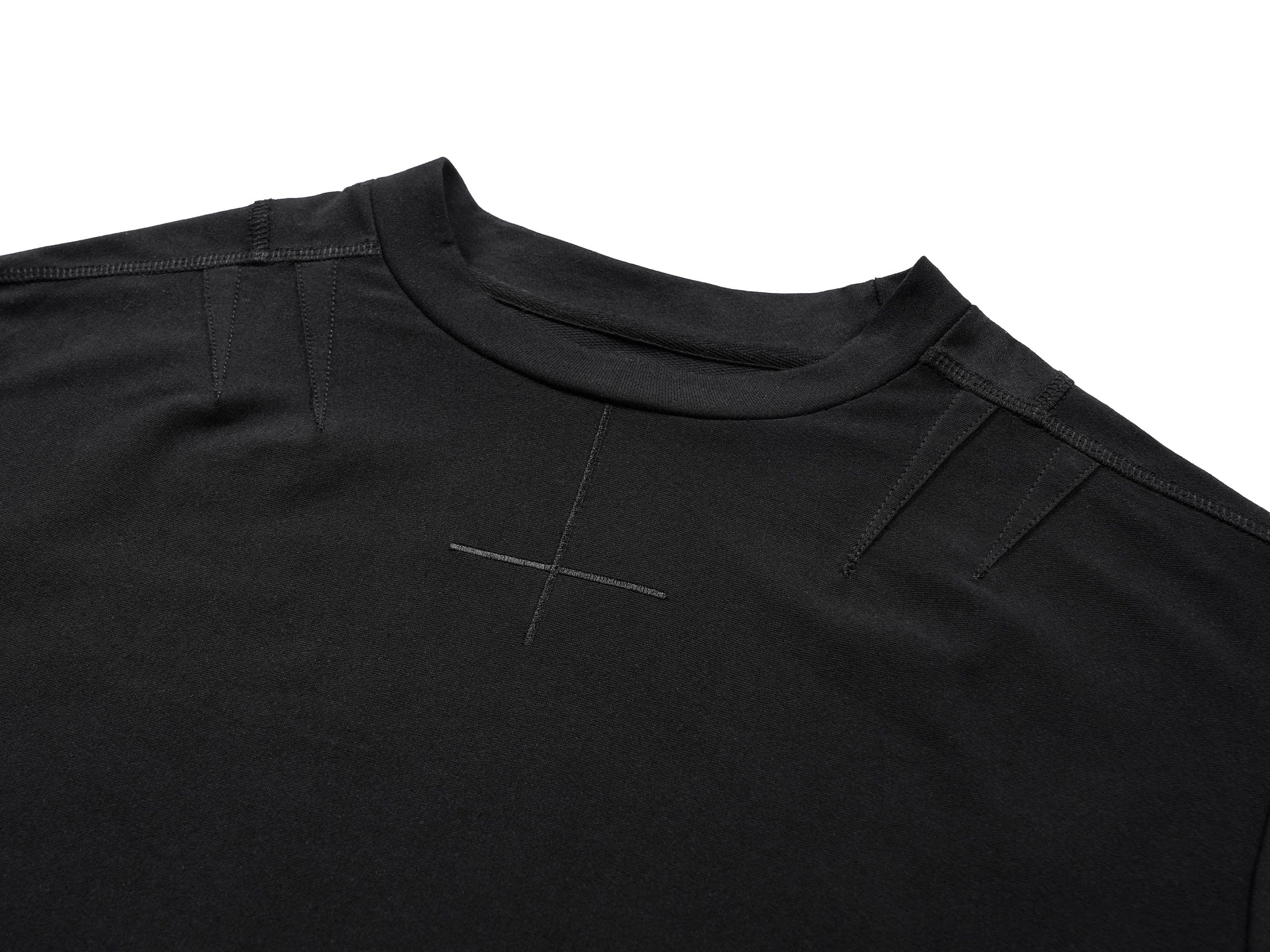 UNDERWATER Cross Embroidered High Neck Long-Sleeve Tee