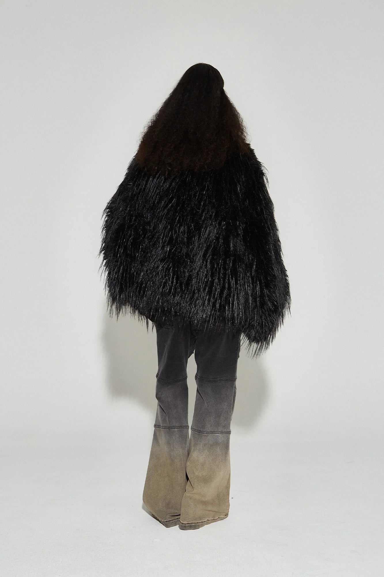VANN VALRENCE Shaggy Layer Faux Fur Jacket