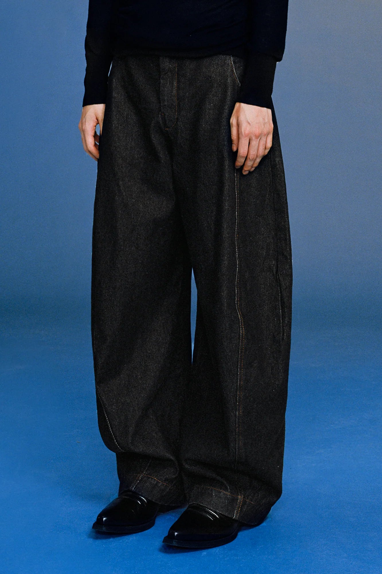 OPICLOTH Curved Panel Oversized Raw Jeans