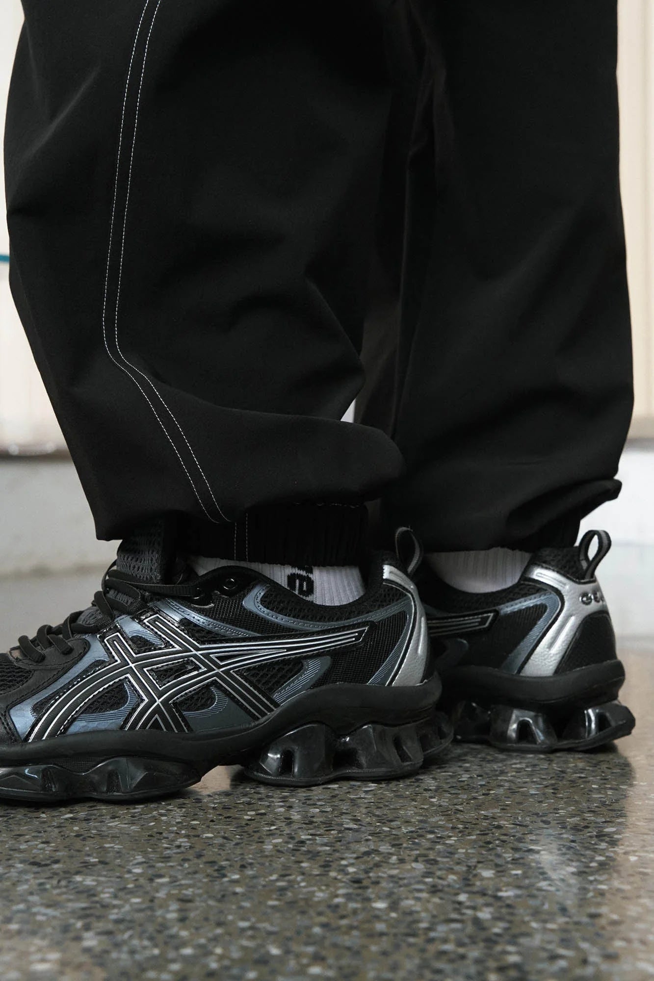 ENSHADOWER Stitched Multi-Pocket Jogger Pants