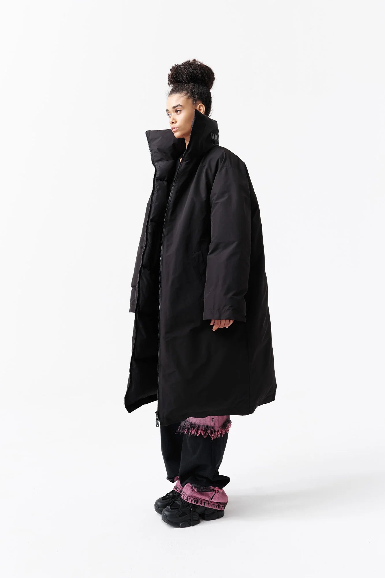 VANN VALRENCE High-Neck Oversized Long Down Coat