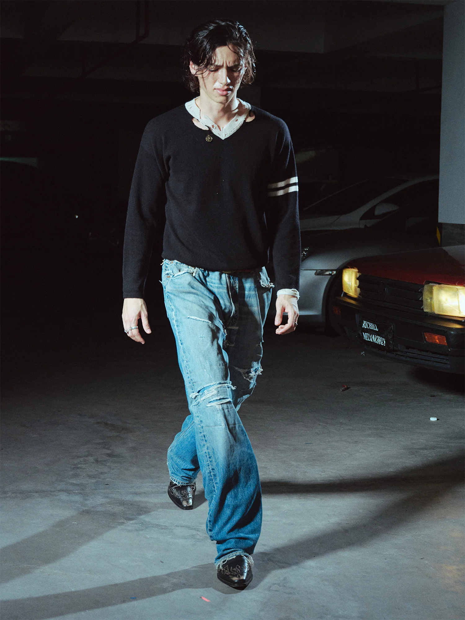 RICHILL Distressed V-Neck Coin-Button Wool Sweater