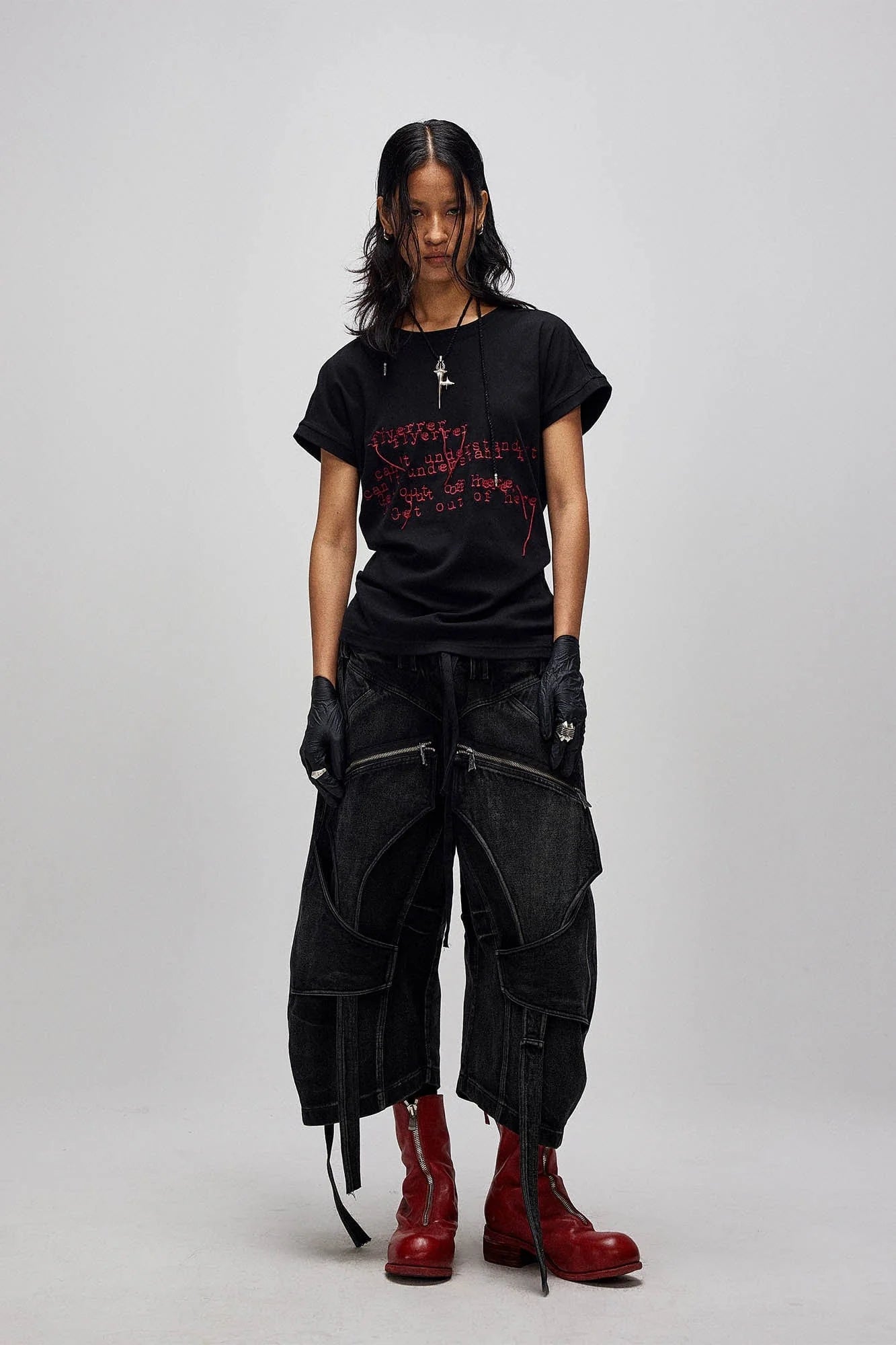FLYERRER Distorted Lettering Graphic T-Shirt