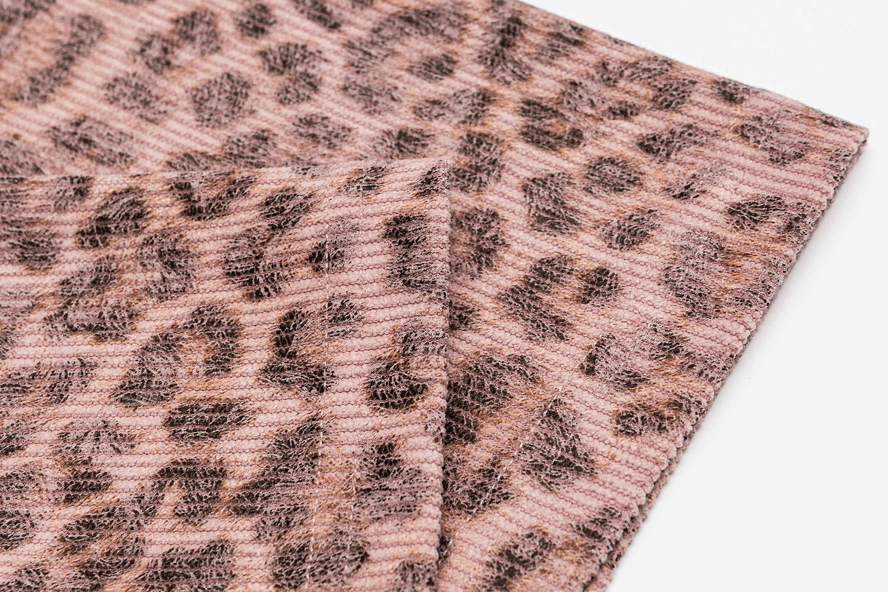 ME DA IGUAL Fuzzy Leopard Polo T-Shirt