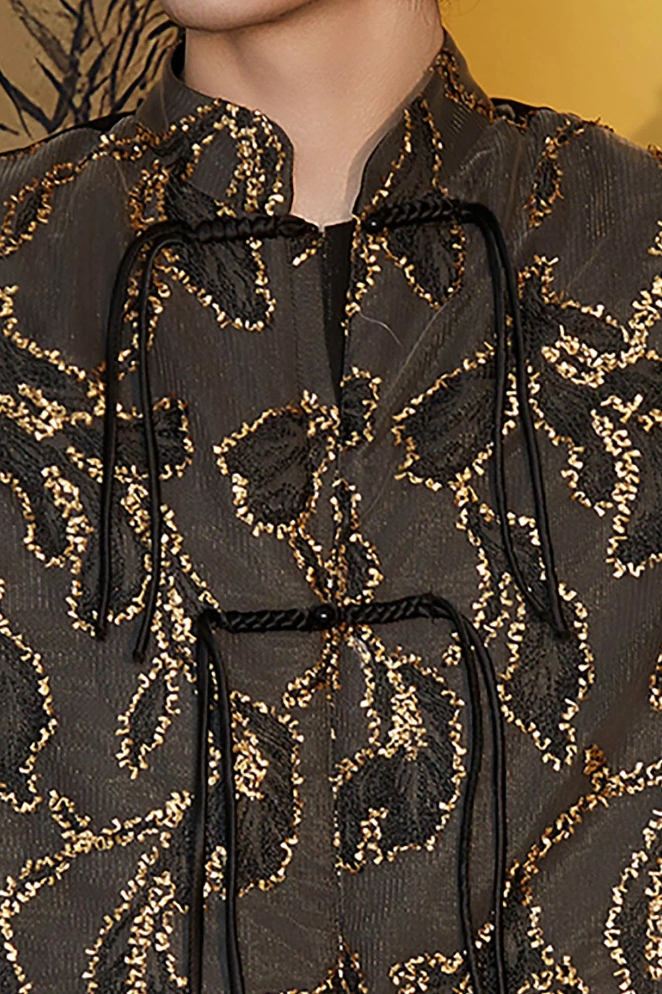 JIECHI Embroidered Metallic Jacquard Frog Button Shirt