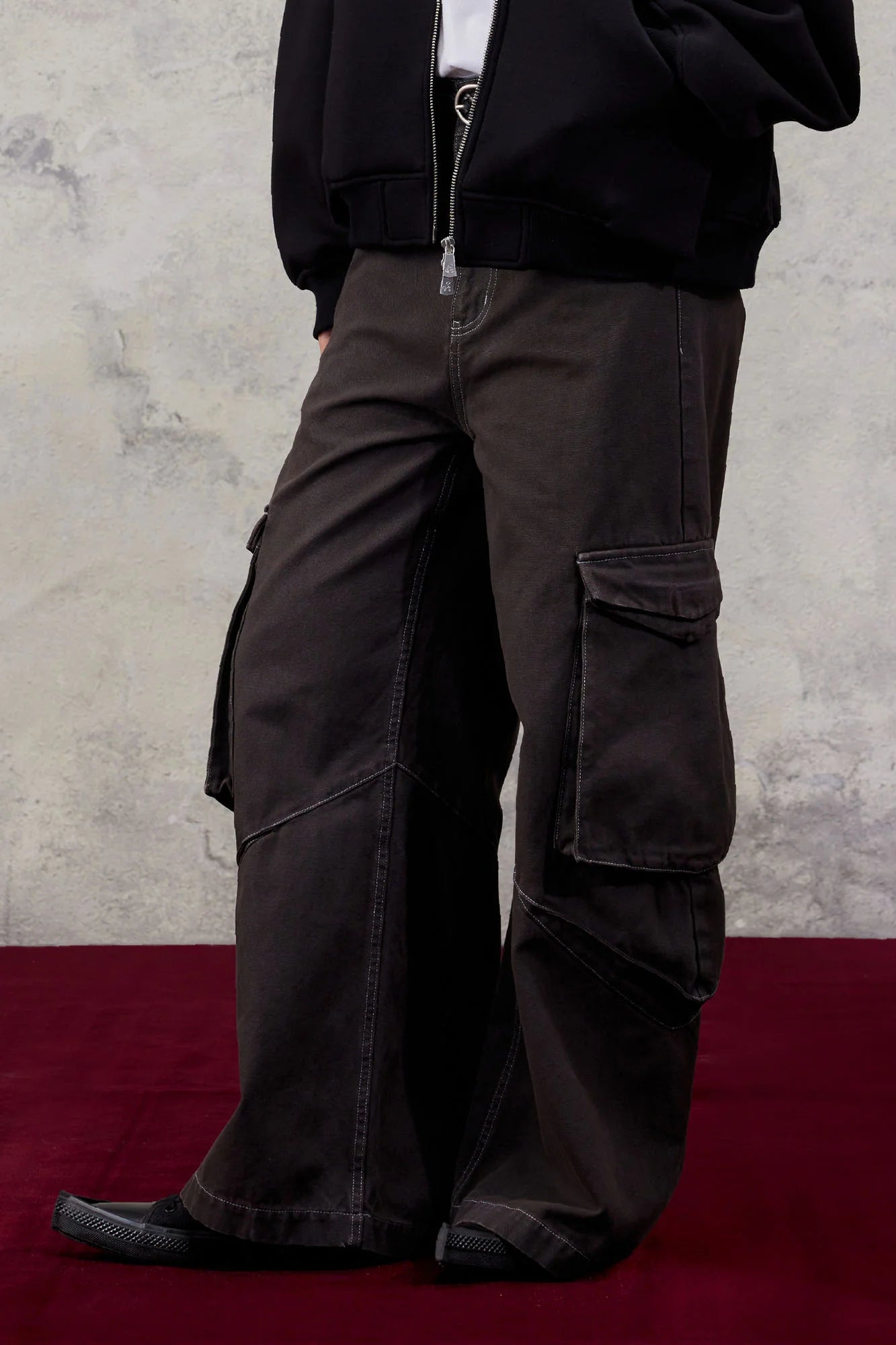 ALVNG AR ANTS Washed Big Pockets Wide-Leg Cargo Pants