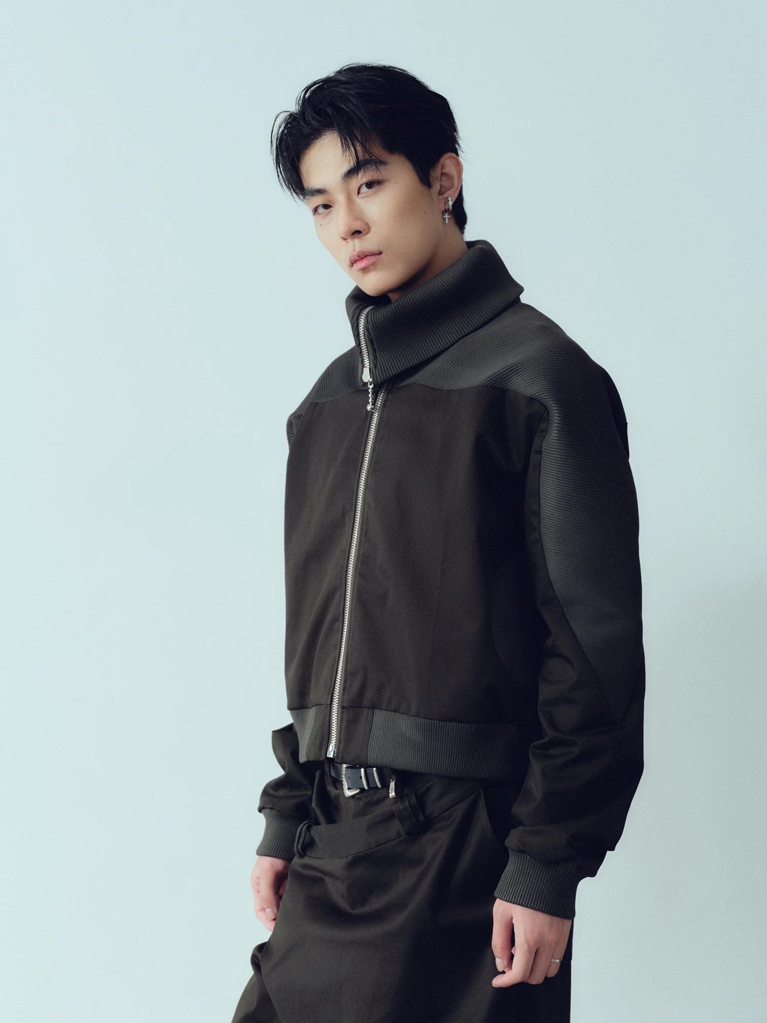 KADAKADA Rib-Spliced Stand-Collar Cropped Jacket