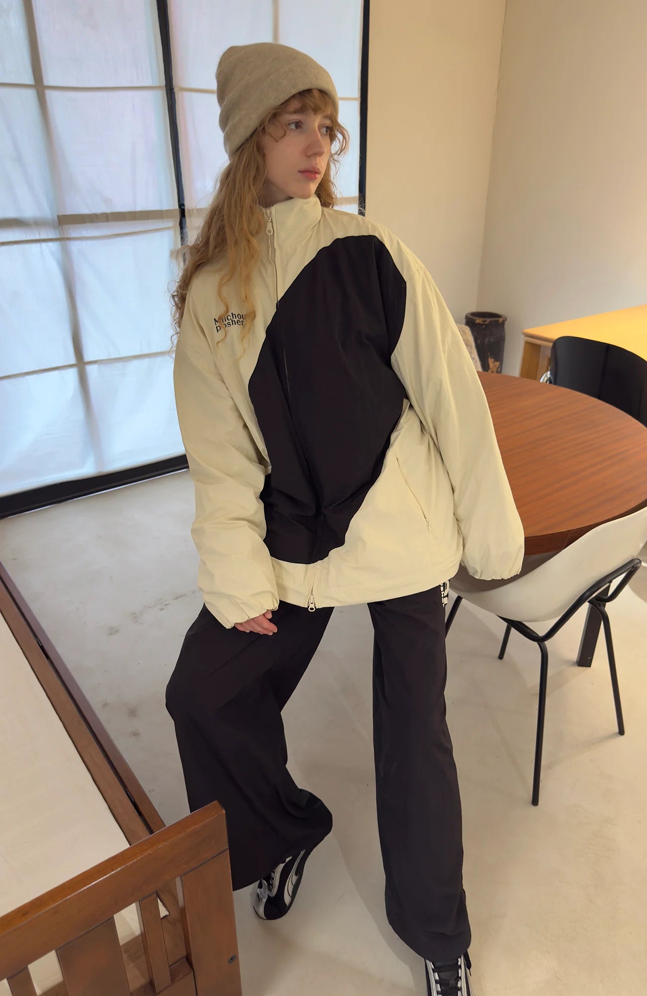 MIICHOUS Contrast Curved Paneled Padded Jacket