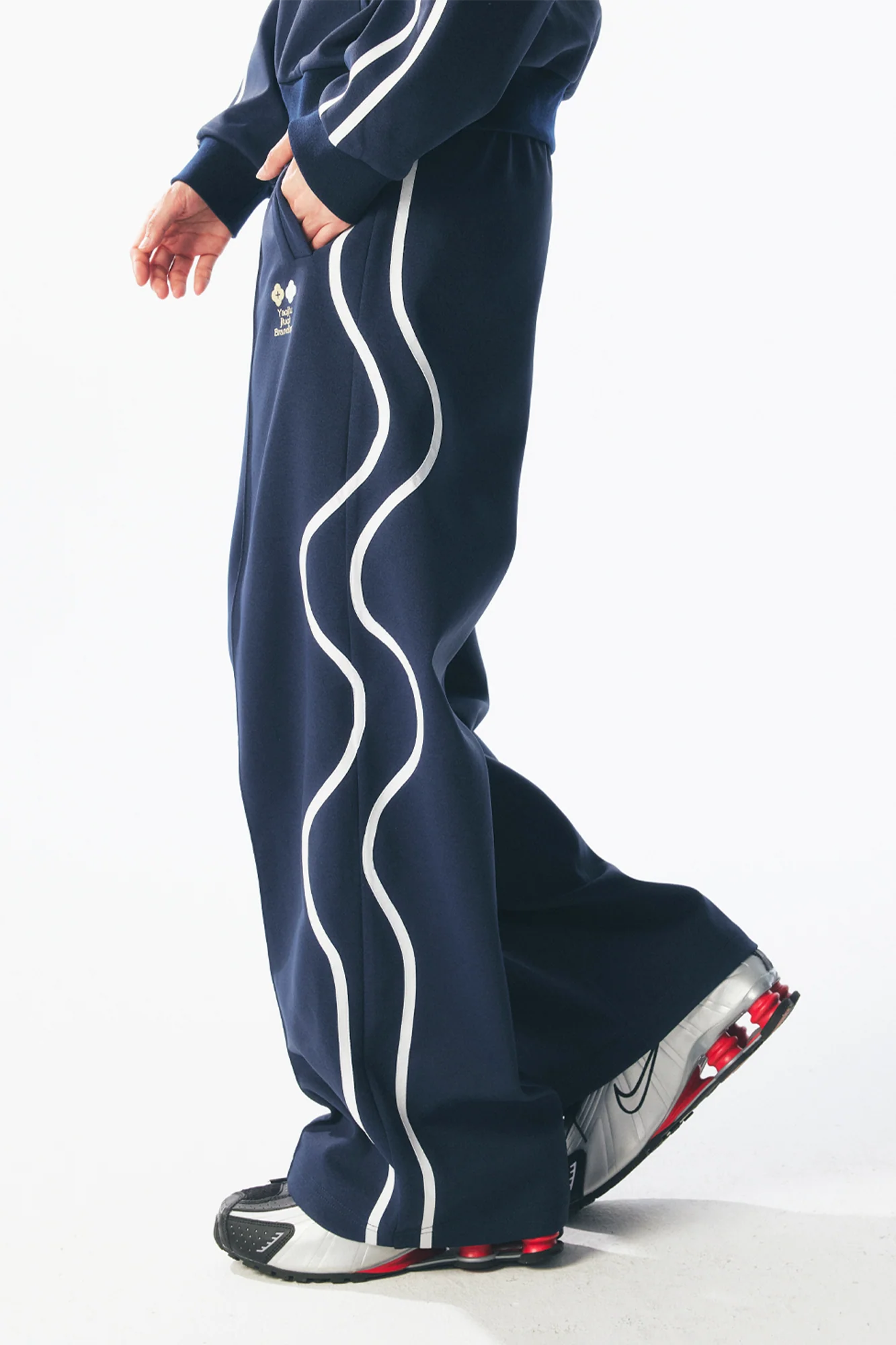 1997 POSTOFFICE Contrast Curved-Stripe Quick-Dry Track Pants