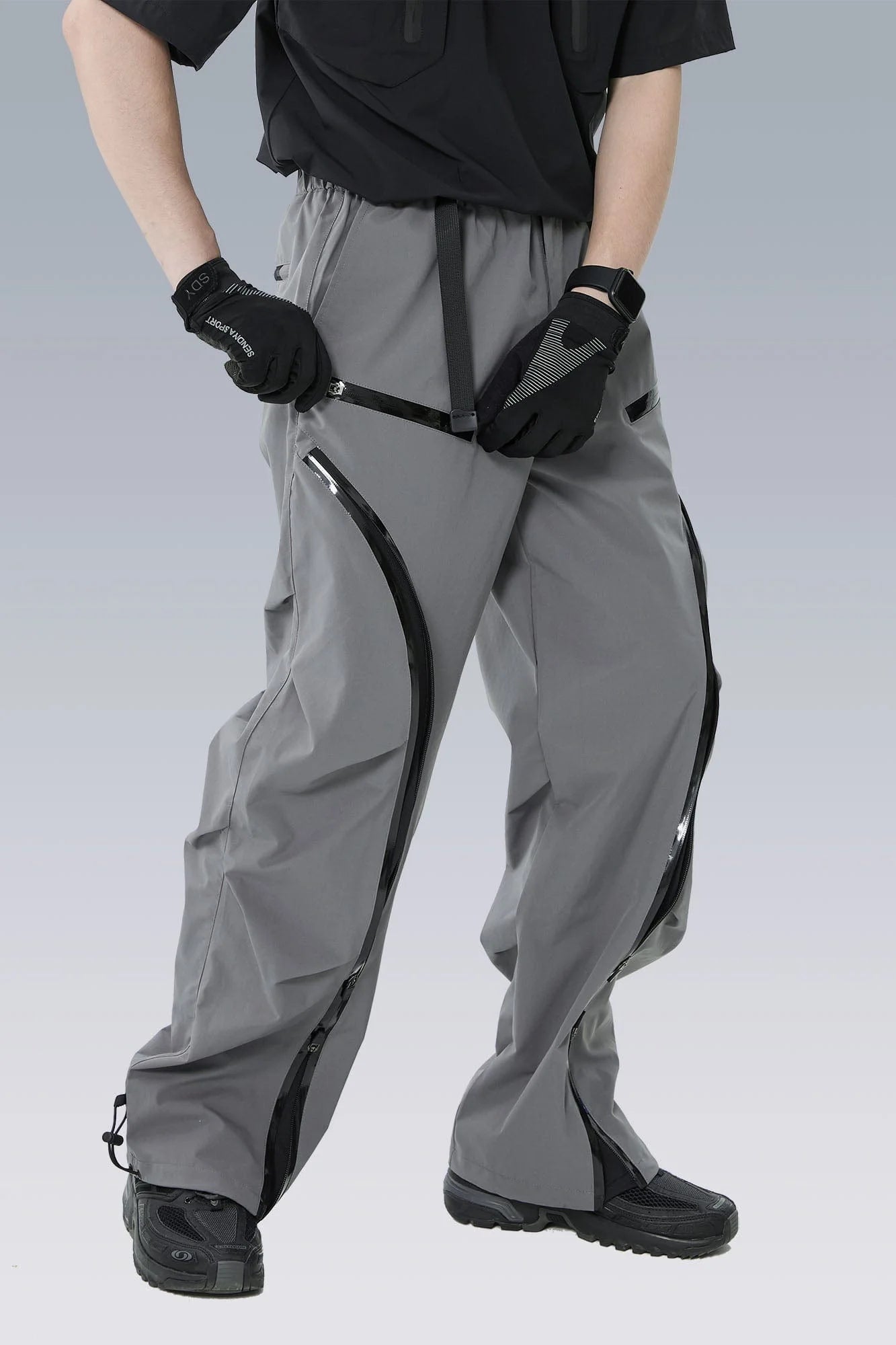 SILENSTORM Arc-Zip Crinkled Water-Repellent Utility Pants