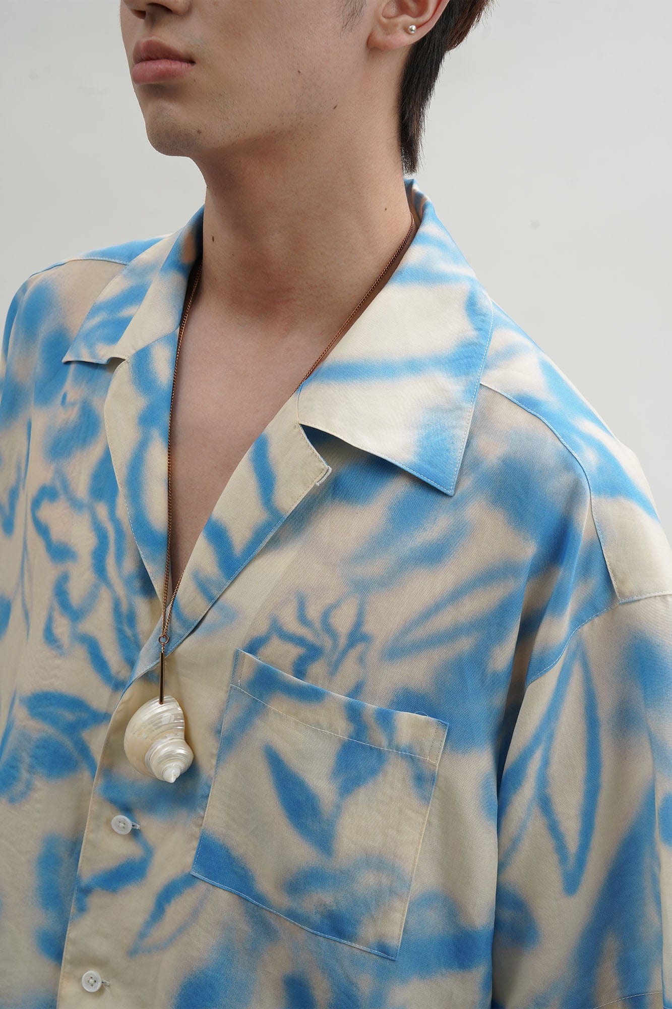 ORAL UTOPIA Airbrushed Floral Tencel Cuban Half Shirt