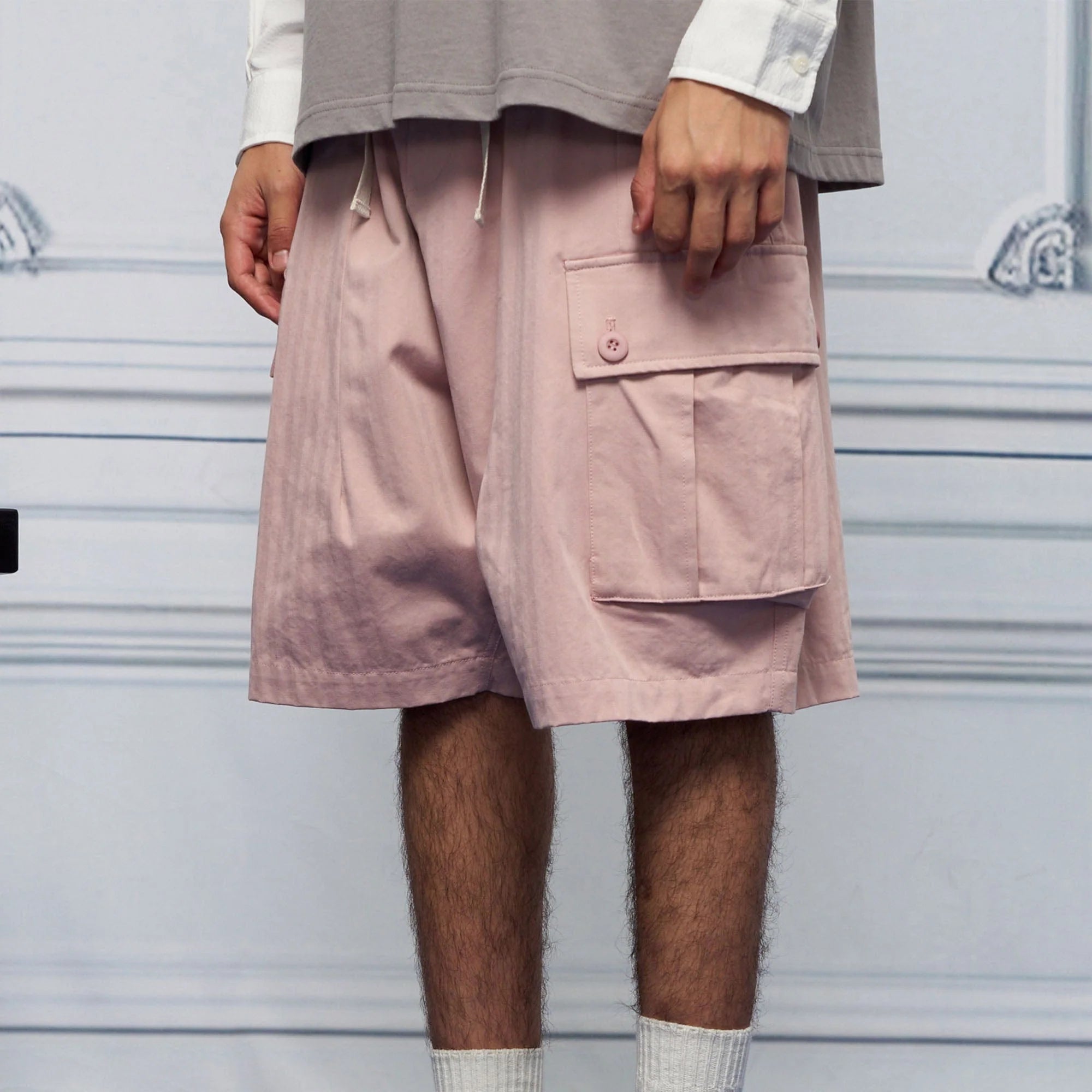 UNLIMITED MOTE Multi-Pocket Drawstring Cargo Shorts