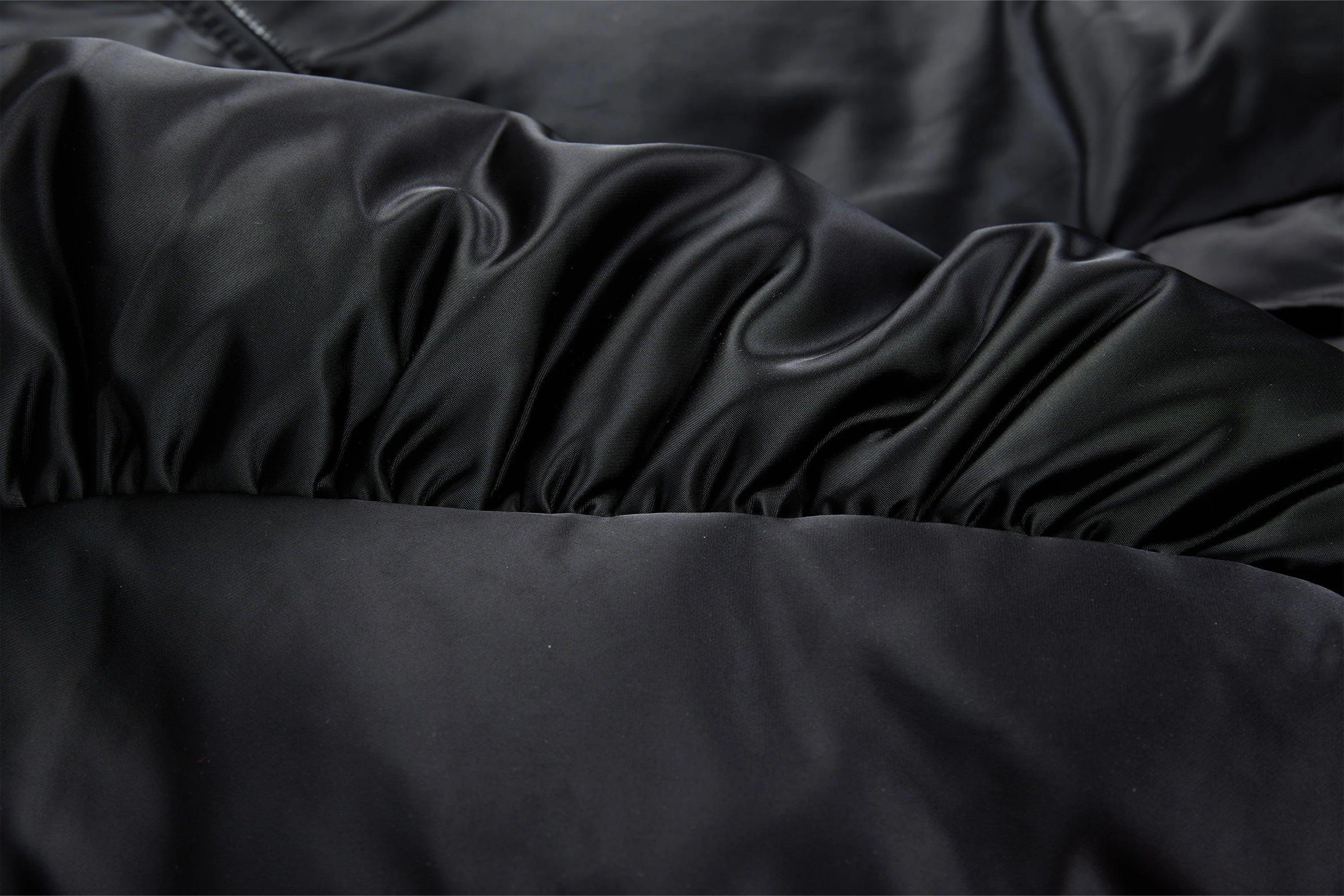 VANN VALRENCE Ruched Sleeve Oversized Hooded Down Jacket