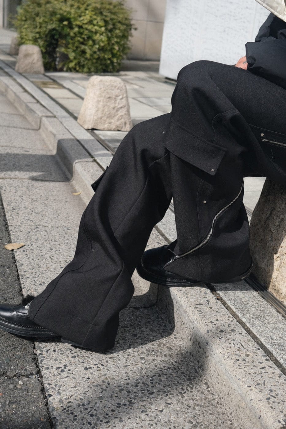 SOURPLUM Side Zippers Rivet Modern Cargo