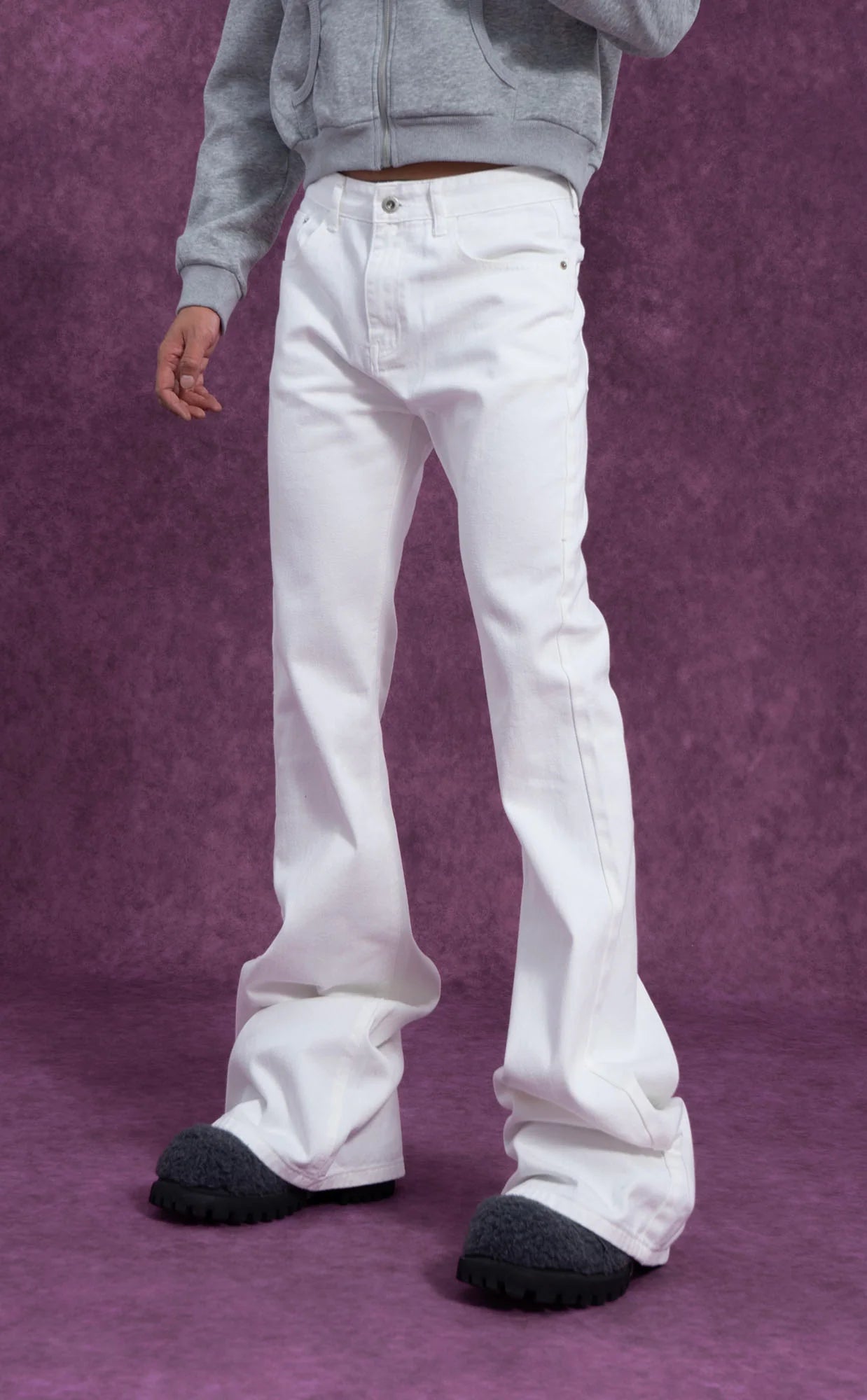 CLP Essential Slim Flared Jeans