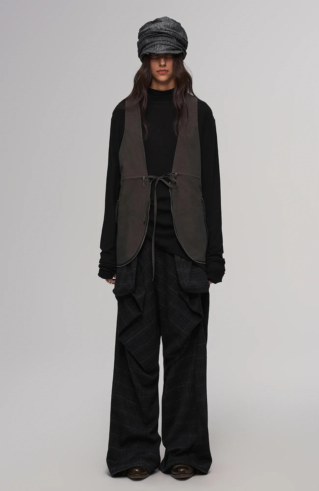 ILNya Nieternite Nifutur Multi-Use Utility Vest