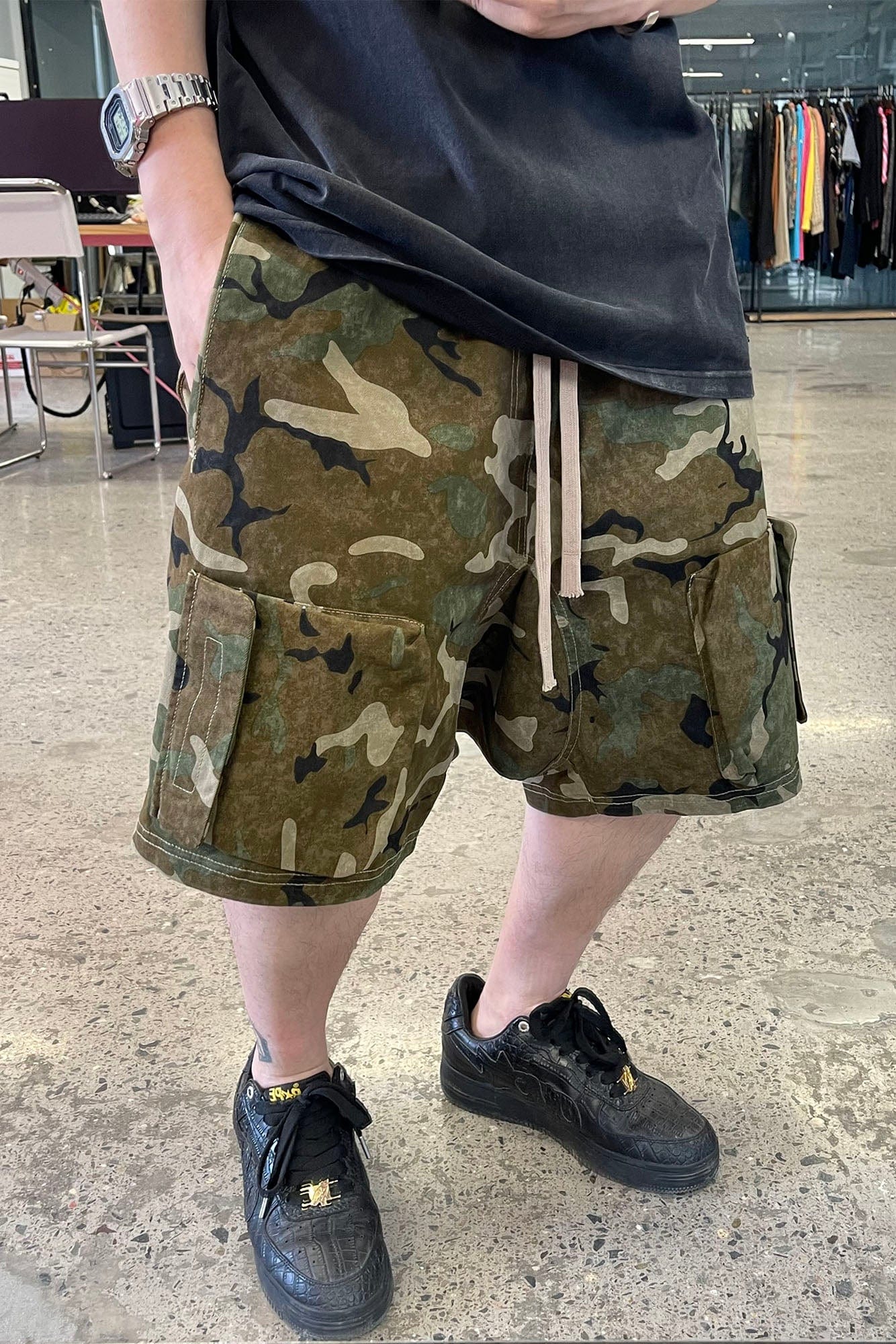 ME DA IGUAL Utility Camo Drawstring Shorts