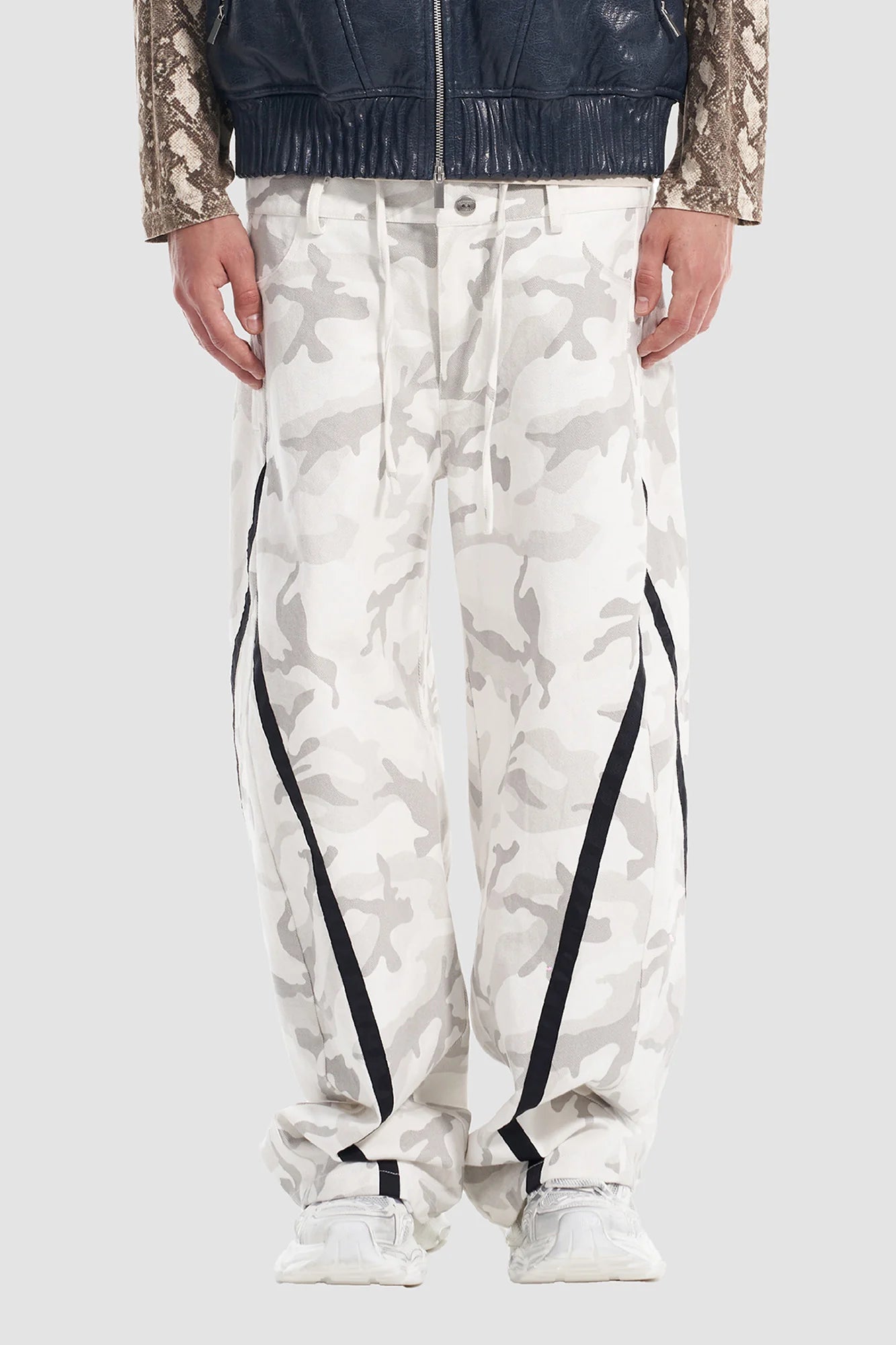 VANN VALRENCE Camo Double-Waist Wide-Leg Pants