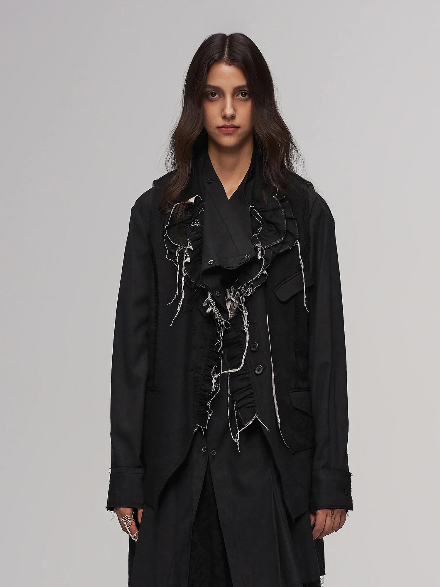 ILNya Nieternite Nifutur Distressed Frayed Petal-Collar Vest
