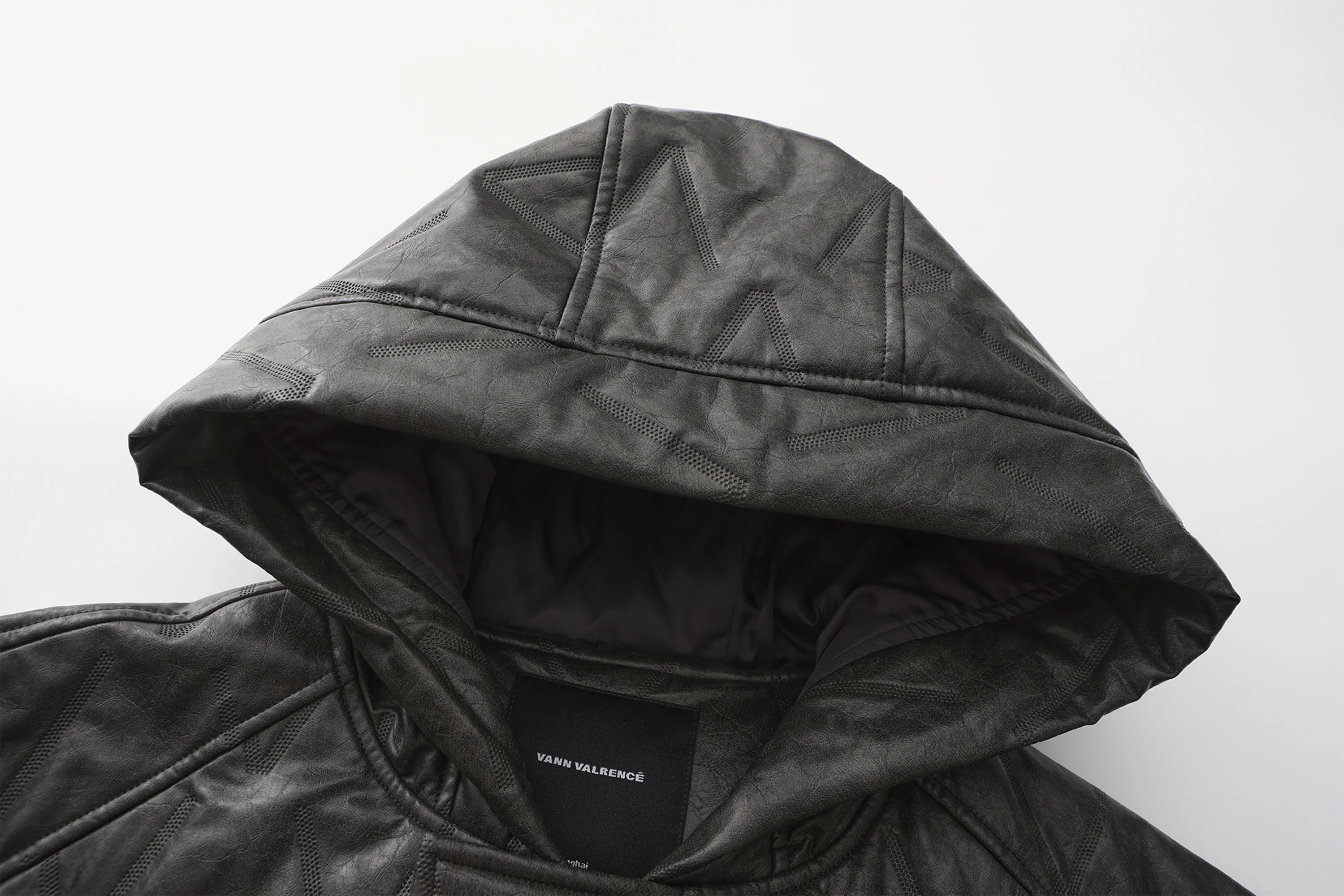 VANN VALRENCE Diamond-Embossed Faux Leather Hooded Puffer
